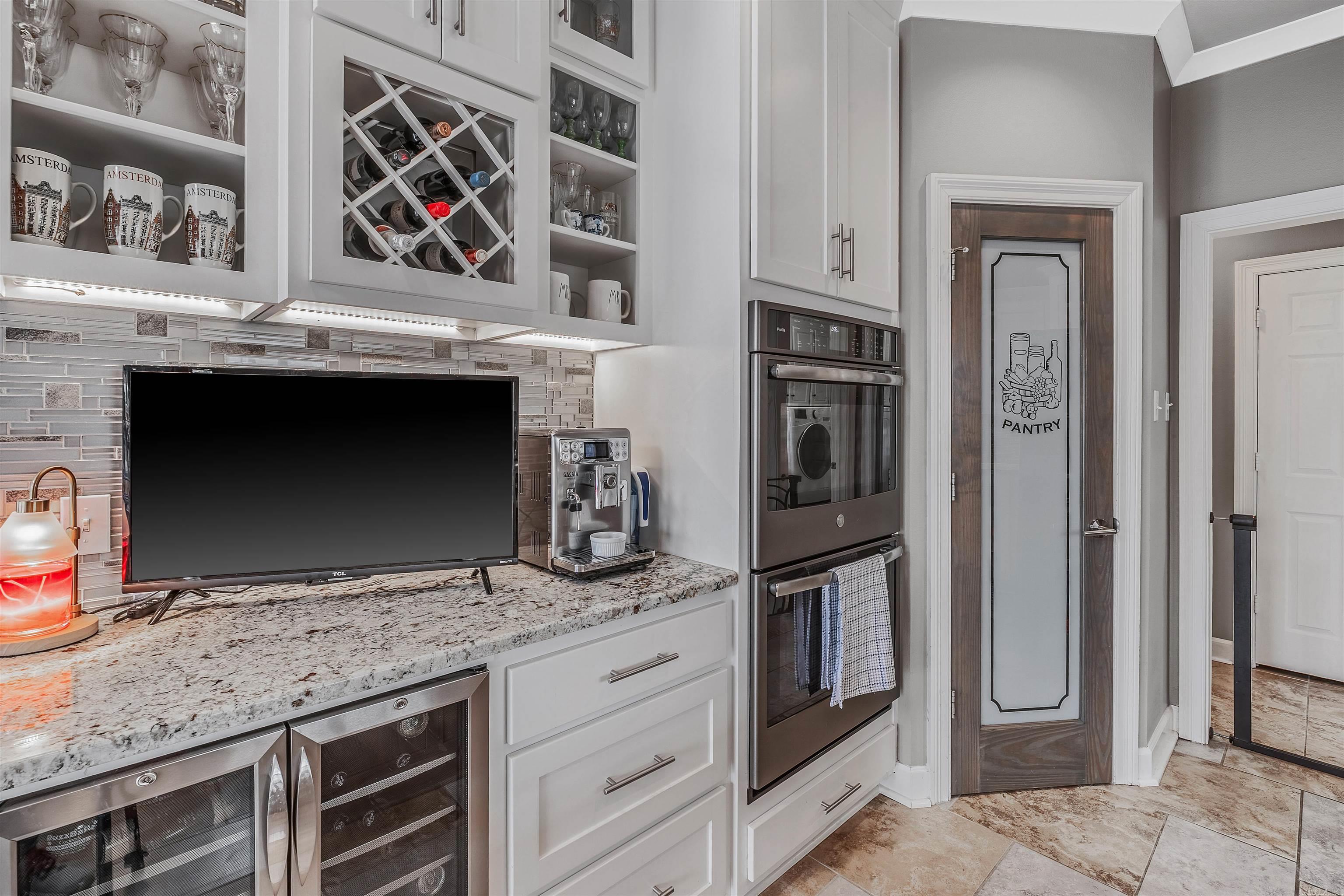 124  Edgewood  Cabot, AR