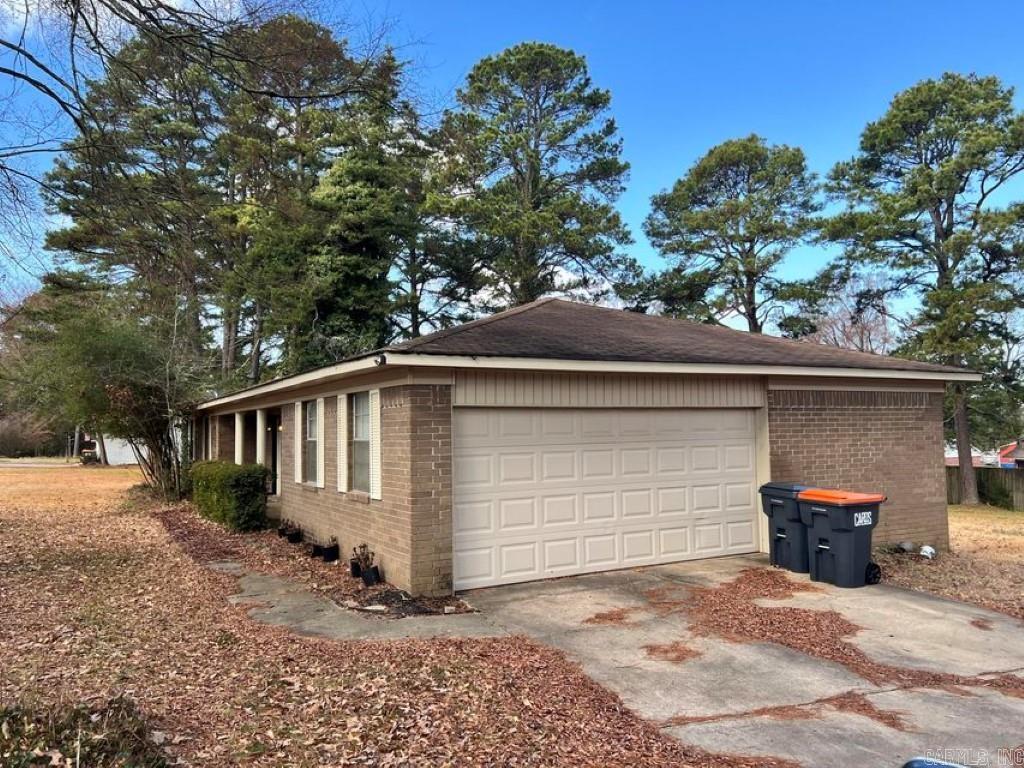 166  Dawn Circle  Russellville, AR
