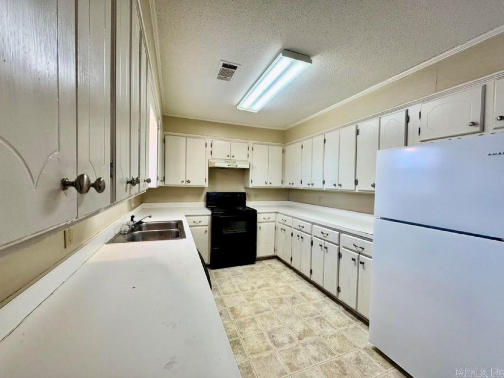 166  Dawn Circle  Russellville, AR