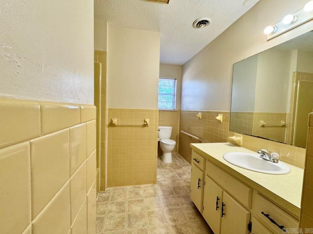 166  Dawn Circle  Russellville, AR