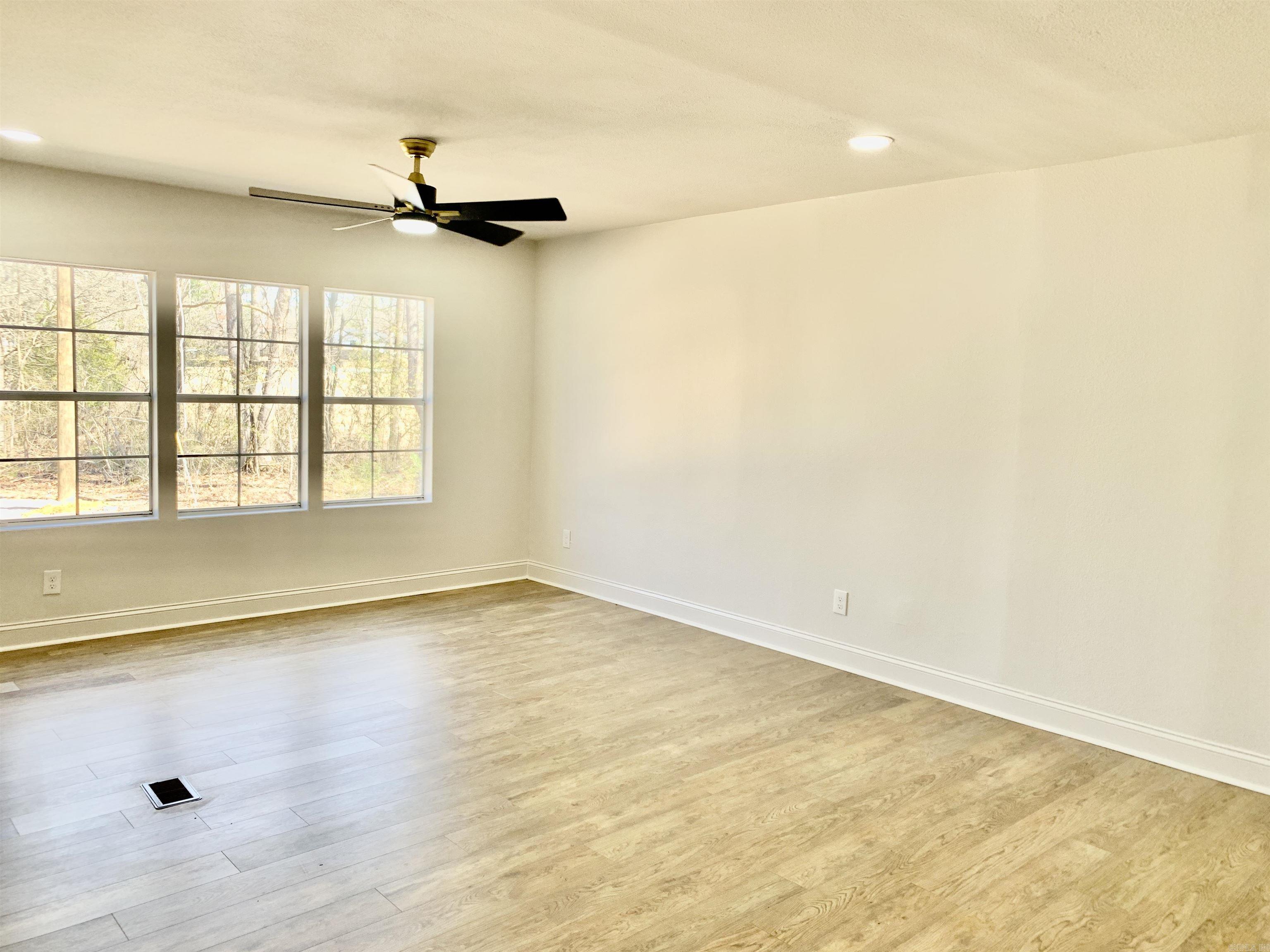 5218 S Landmark  Little Rock, AR