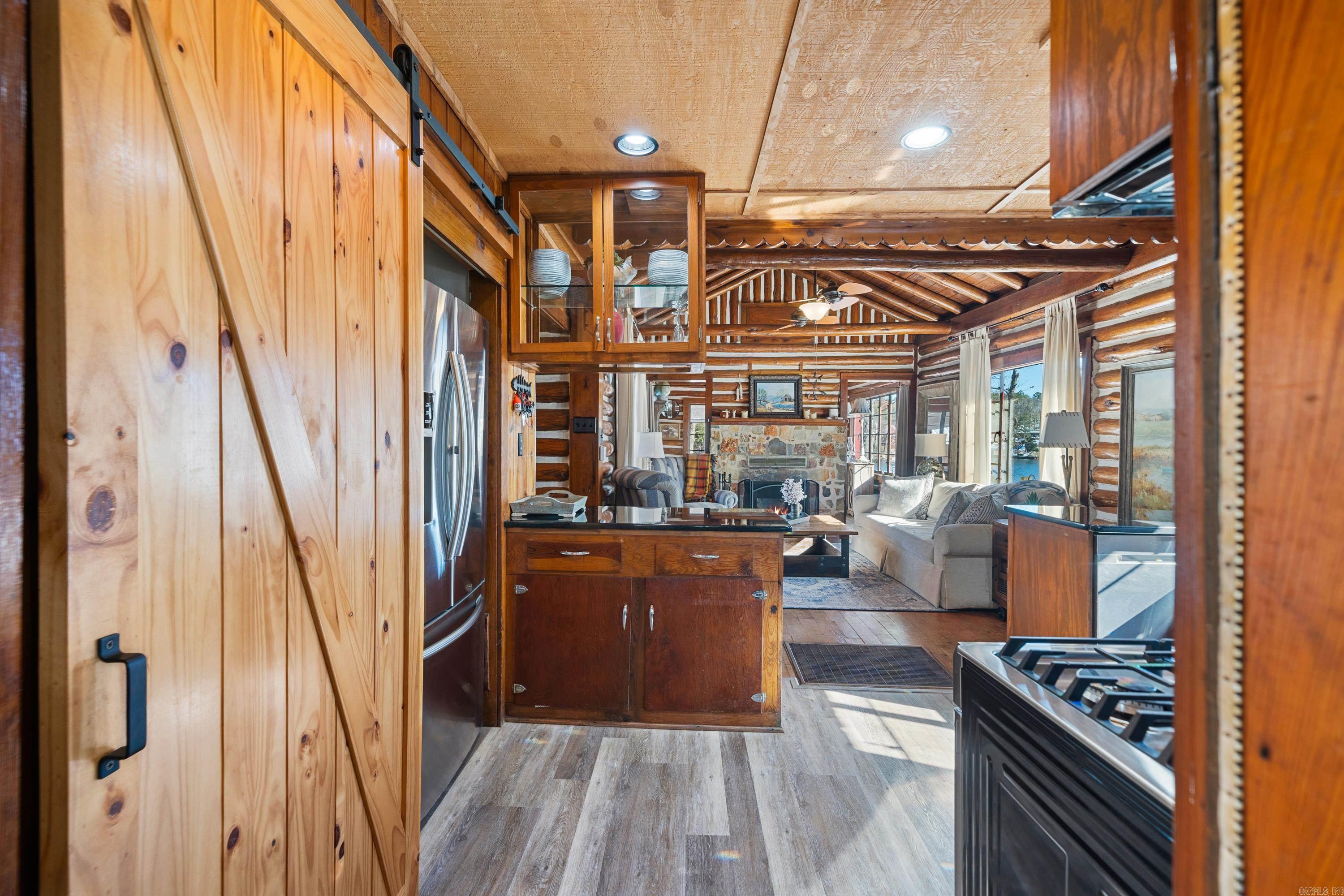 106  True  Royal, AR