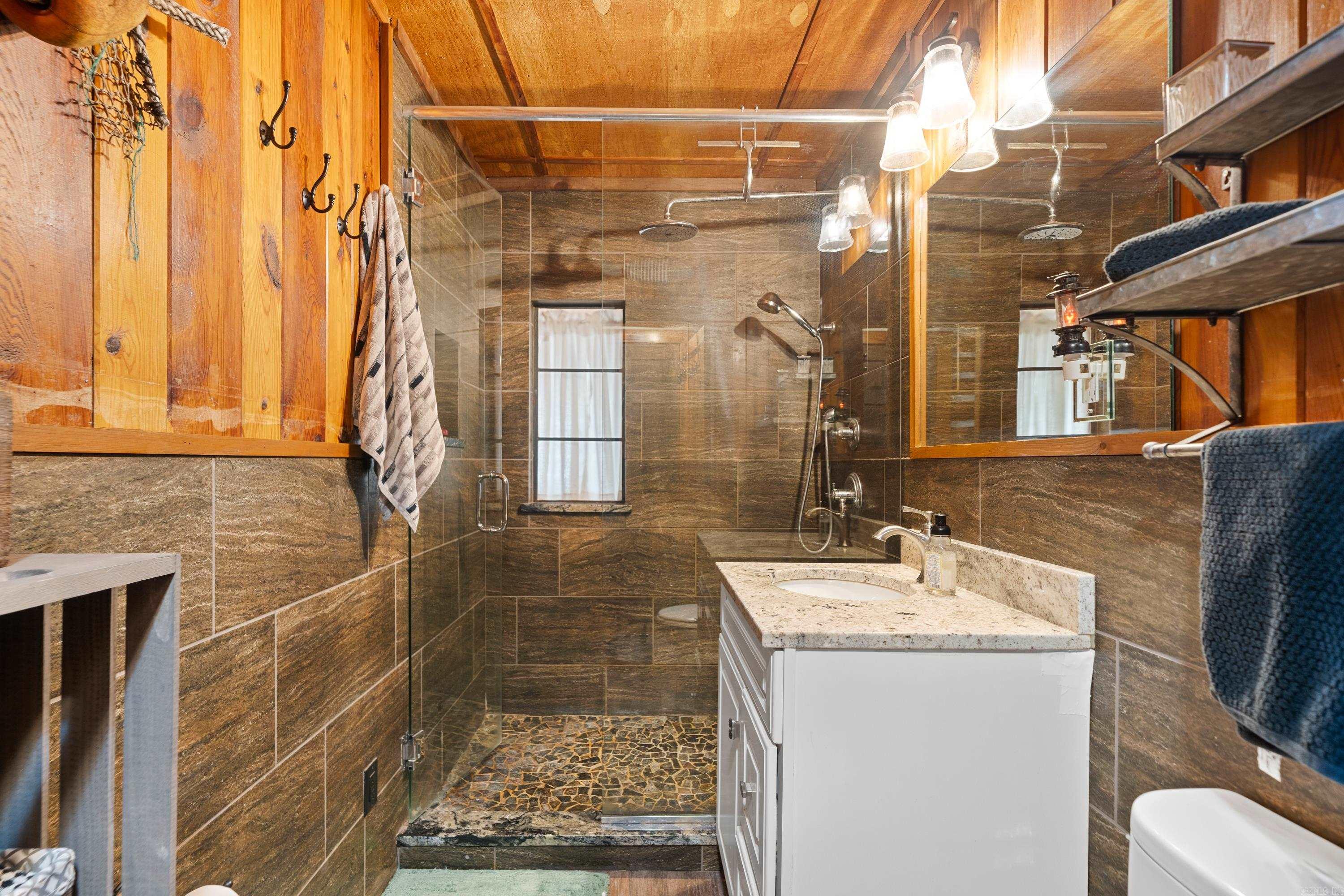 106  True  Royal, AR