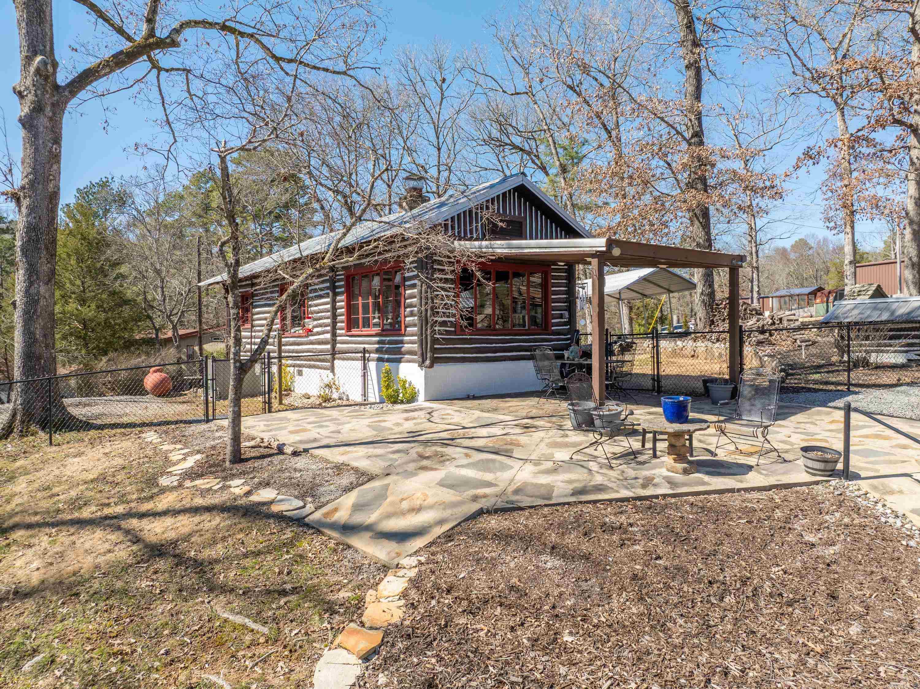 106  True  Royal, AR