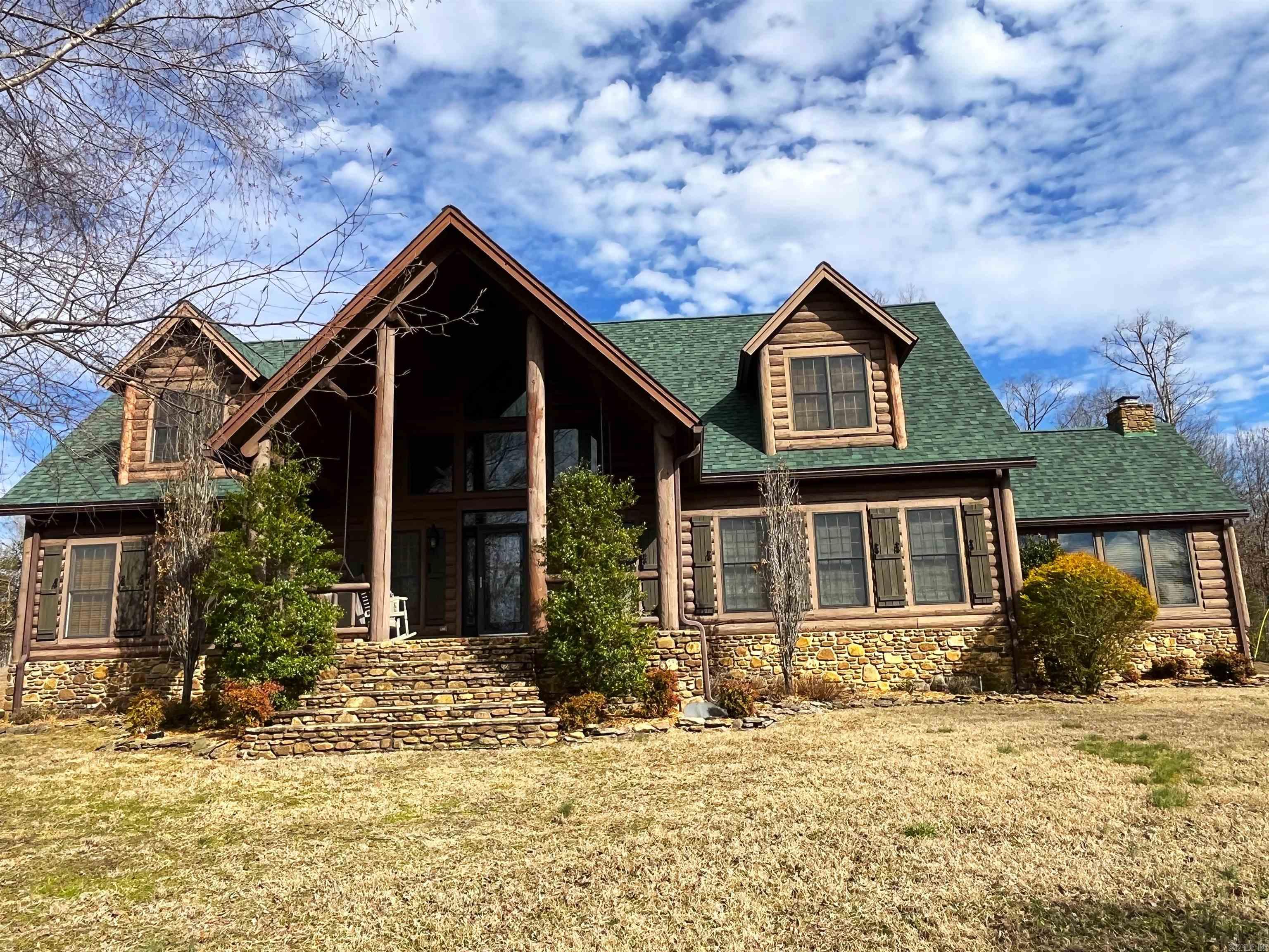 125  Monroe  Mountain View, AR