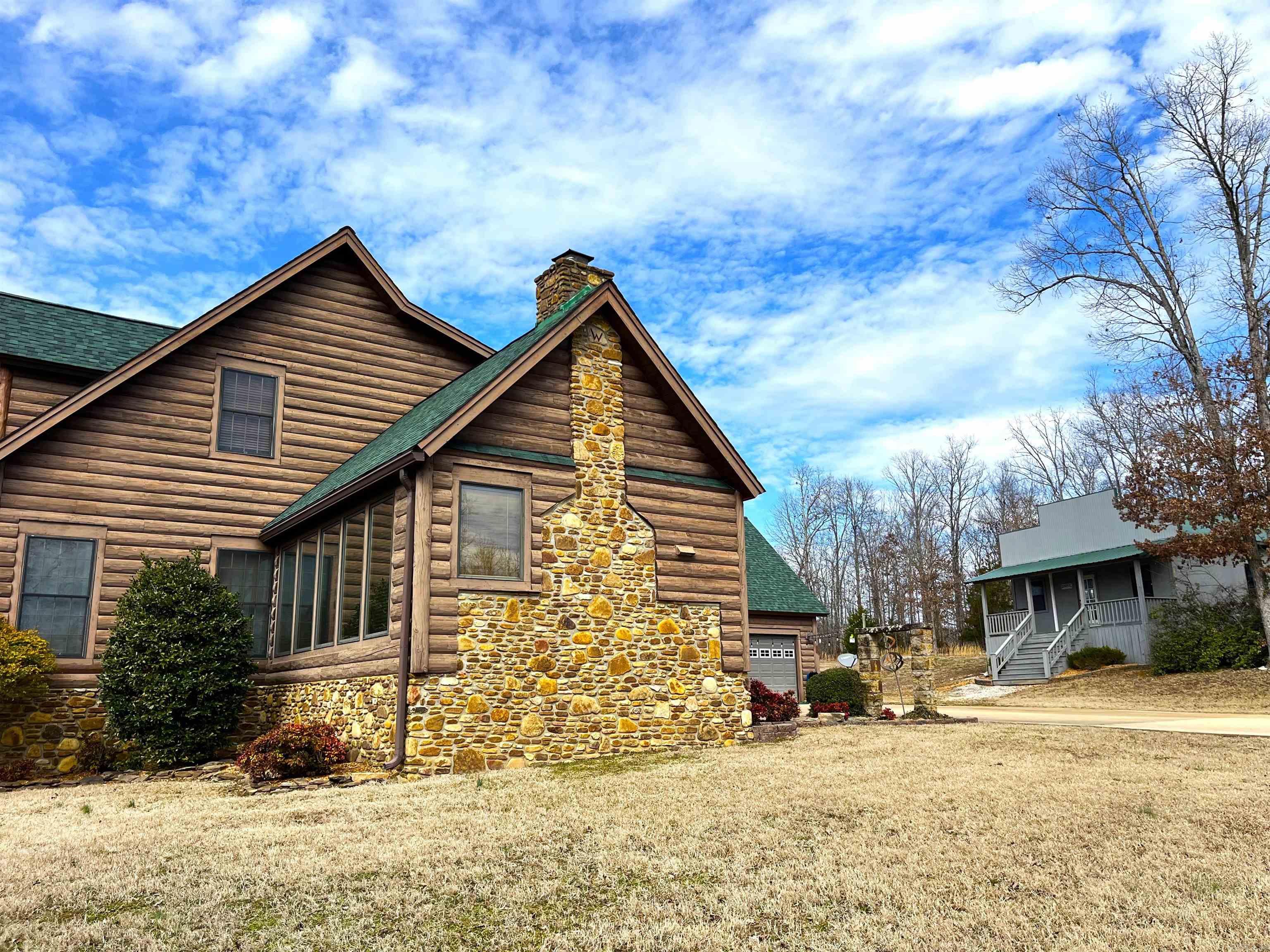 125  Monroe  Mountain View, AR