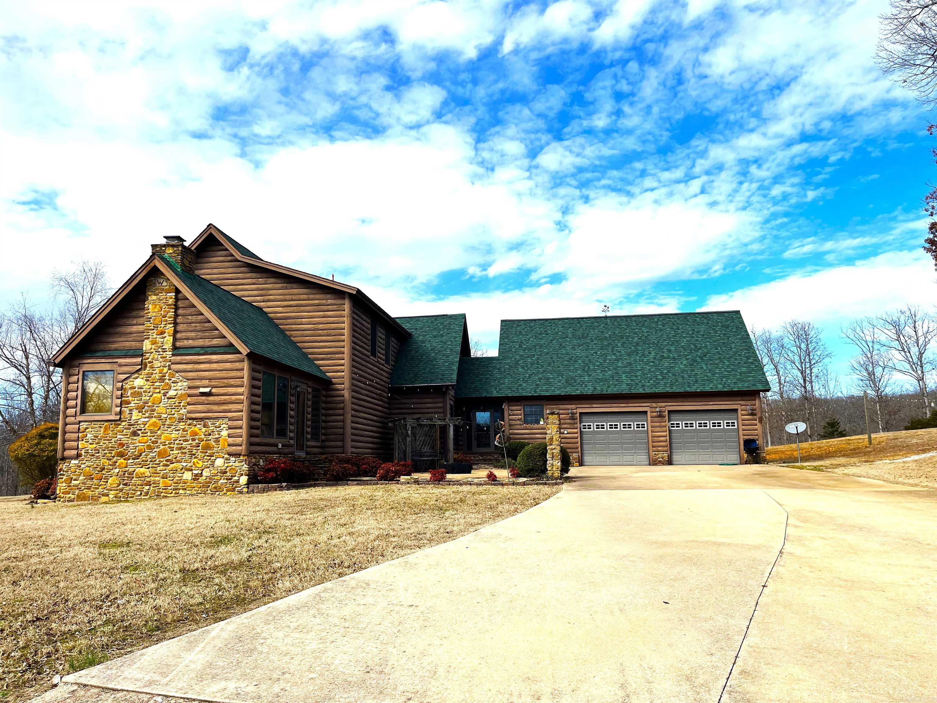 125  Monroe  Mountain View, AR