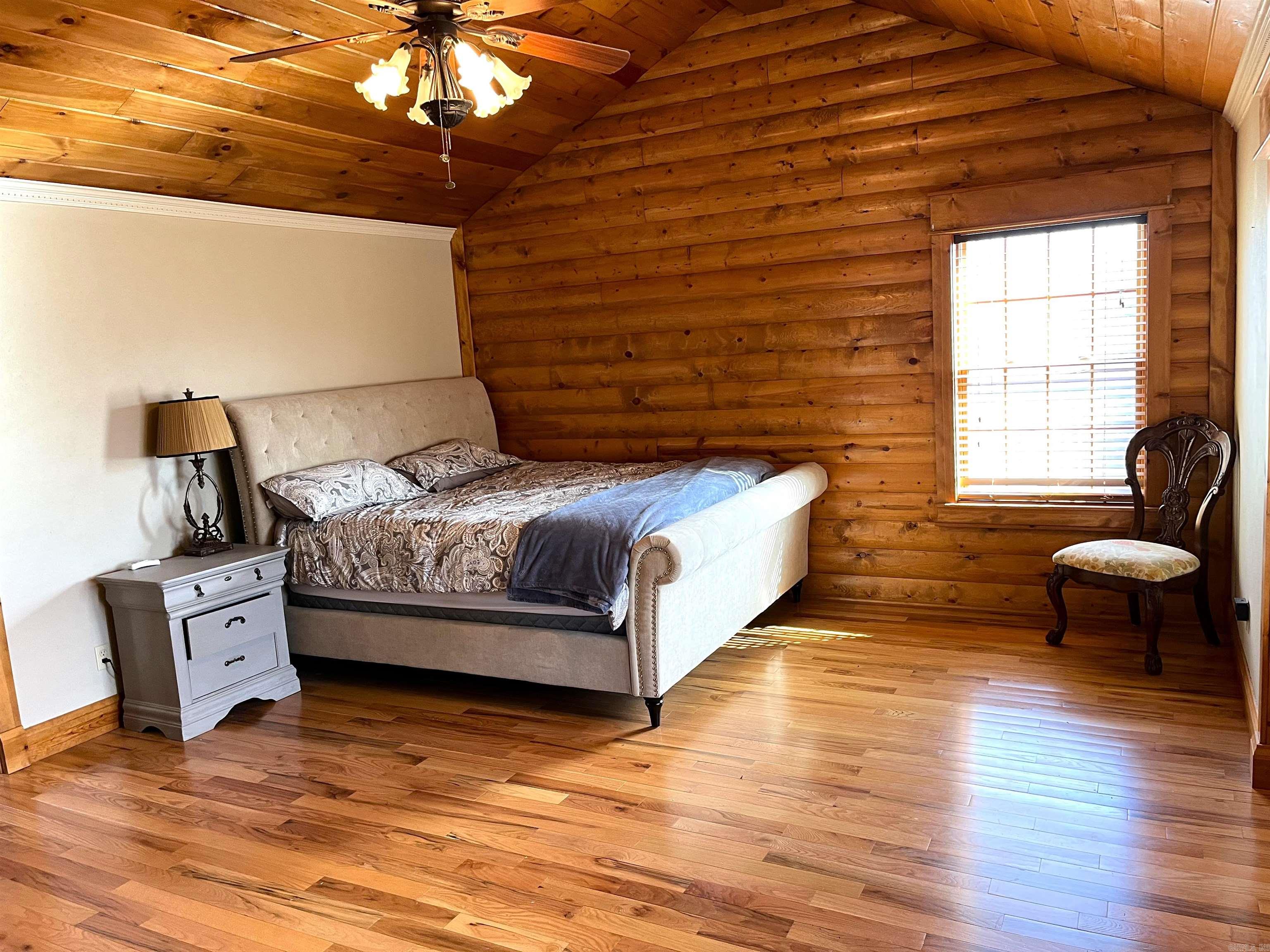 125  Monroe  Mountain View, AR