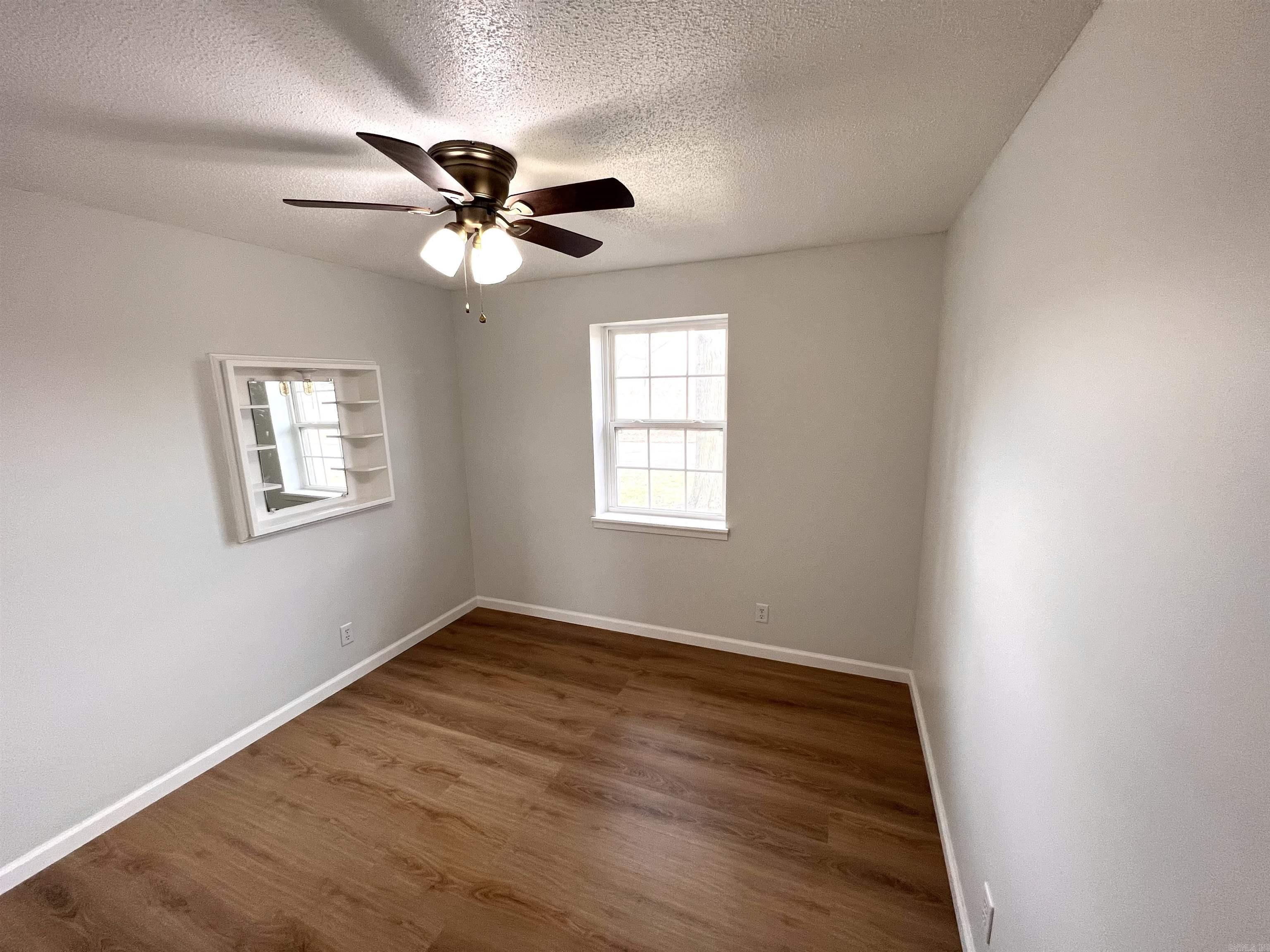 965  Maxine  Piggott, AR