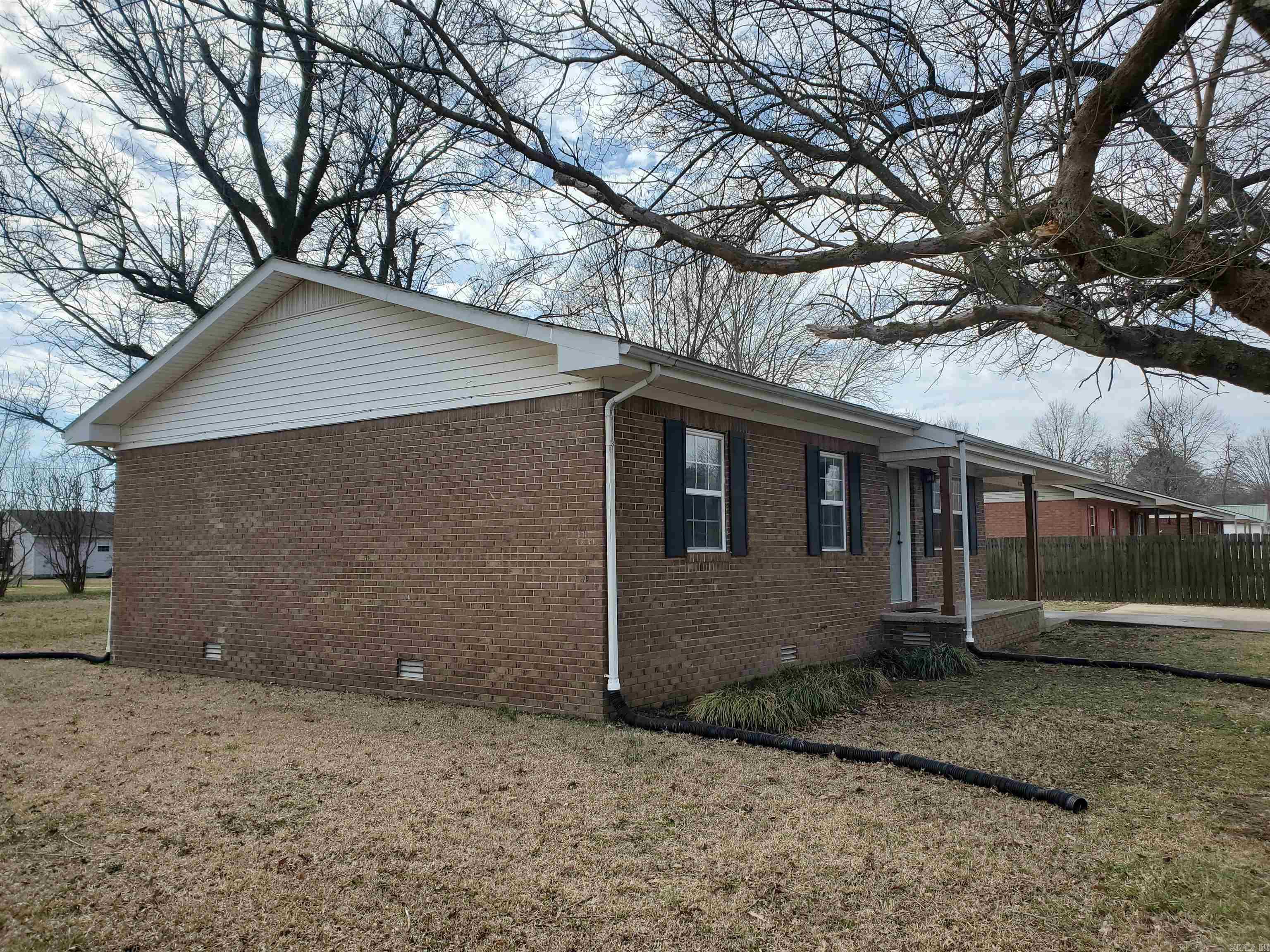 965  Maxine  Piggott, AR