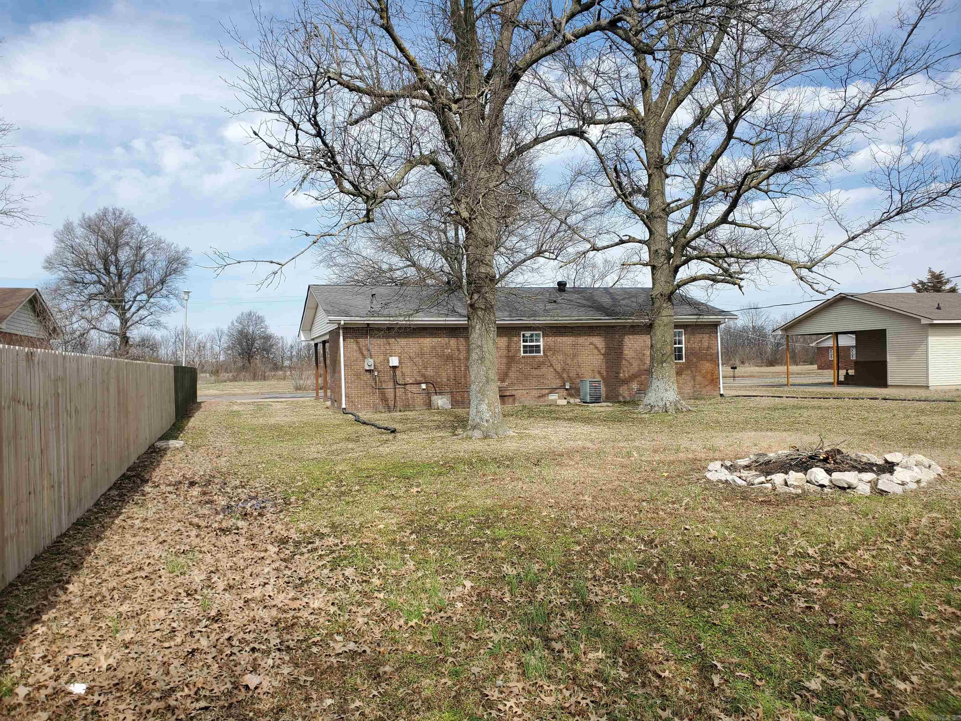 965  Maxine  Piggott, AR