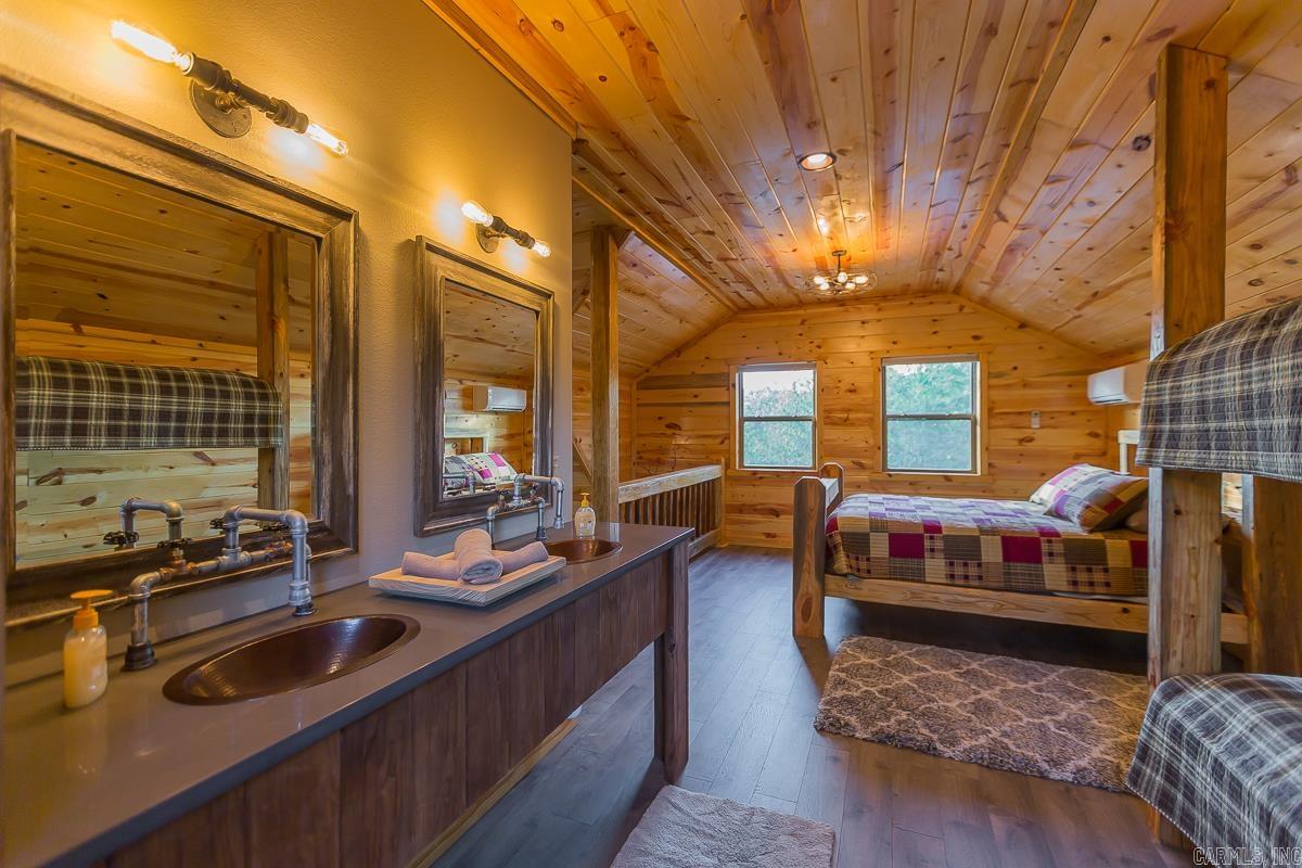 383  Massey Lane  Mena, AR