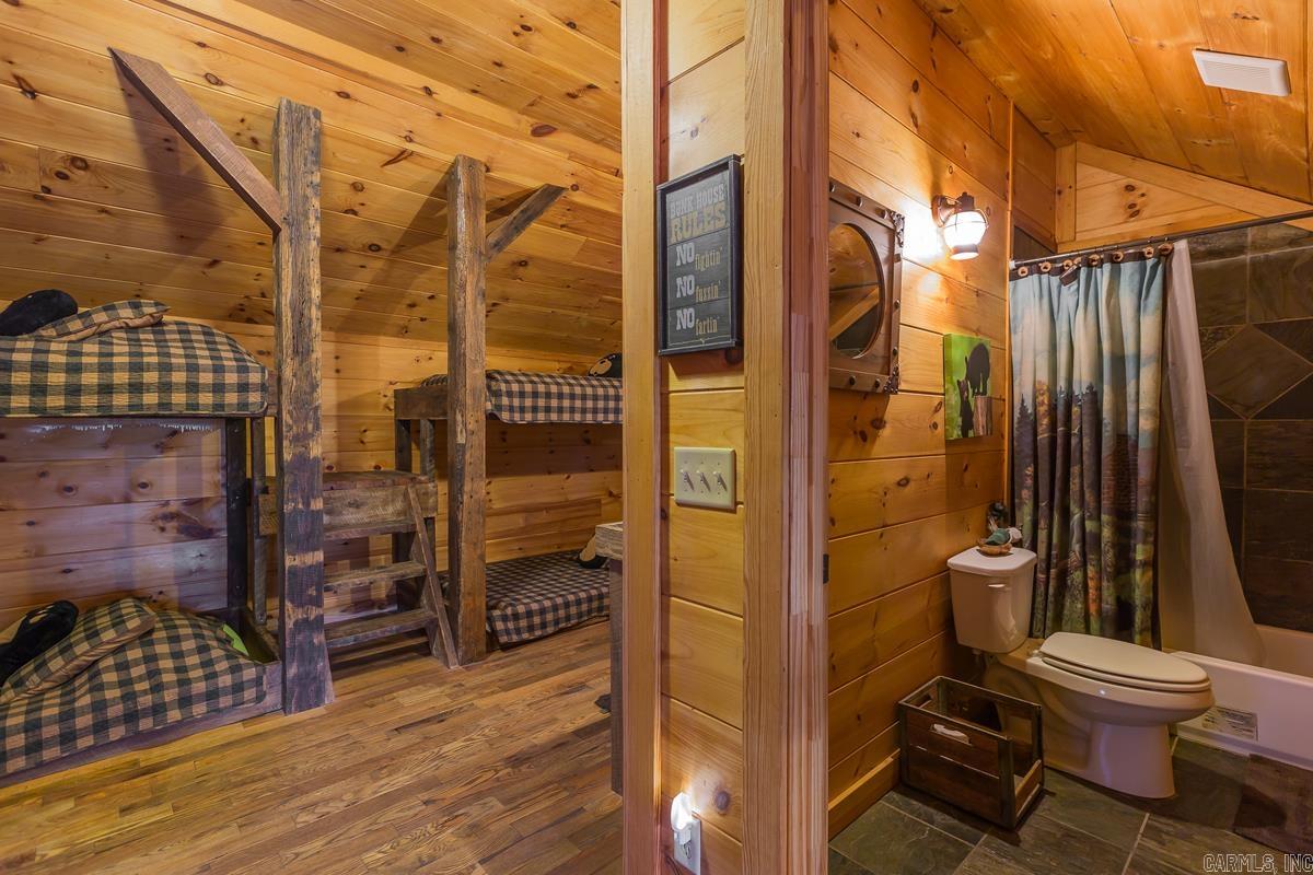 383A  Massey Lane  Mena, AR