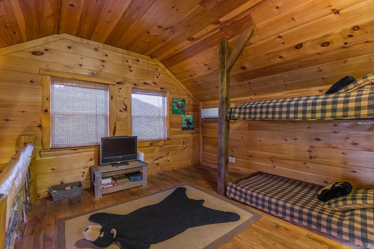 383A  Massey Lane  Mena, AR