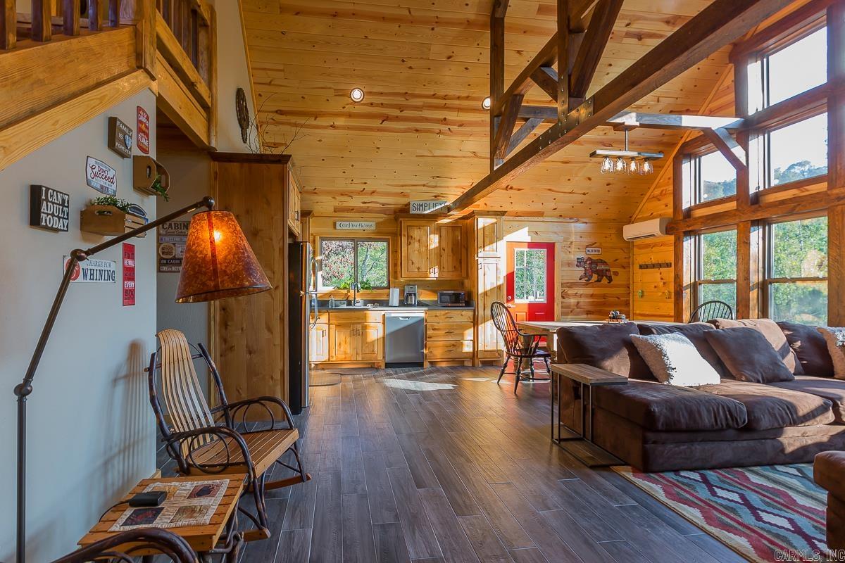 383B  Massey Lane  Mena, AR