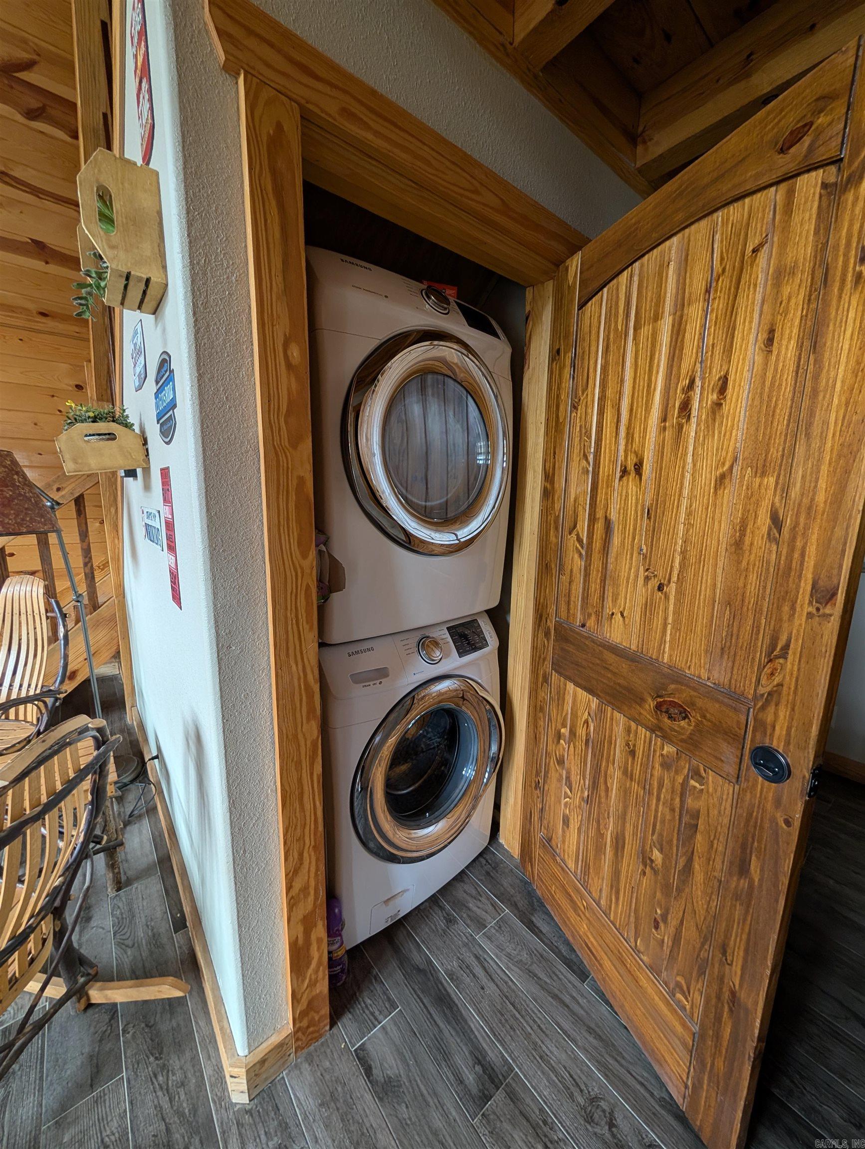 383B  Massey Lane  Mena, AR