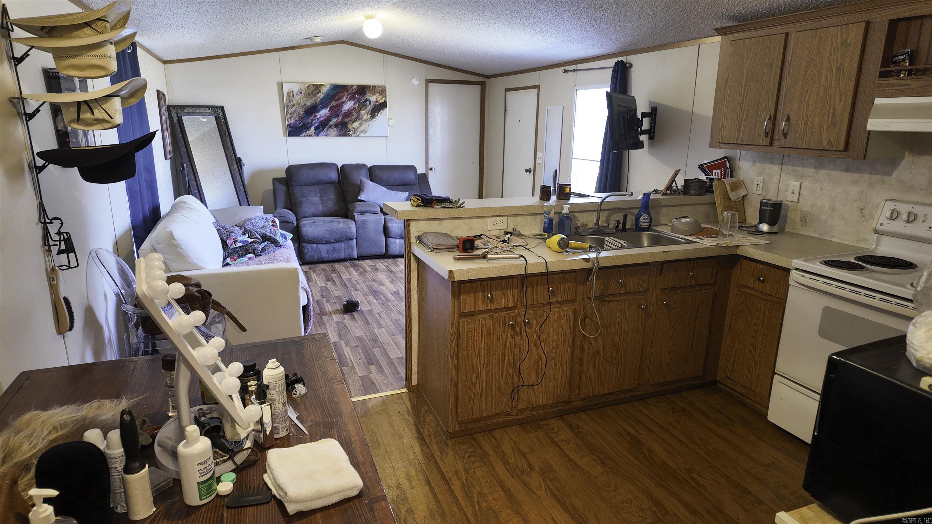 99  Stacks Drive  Damascus, AR