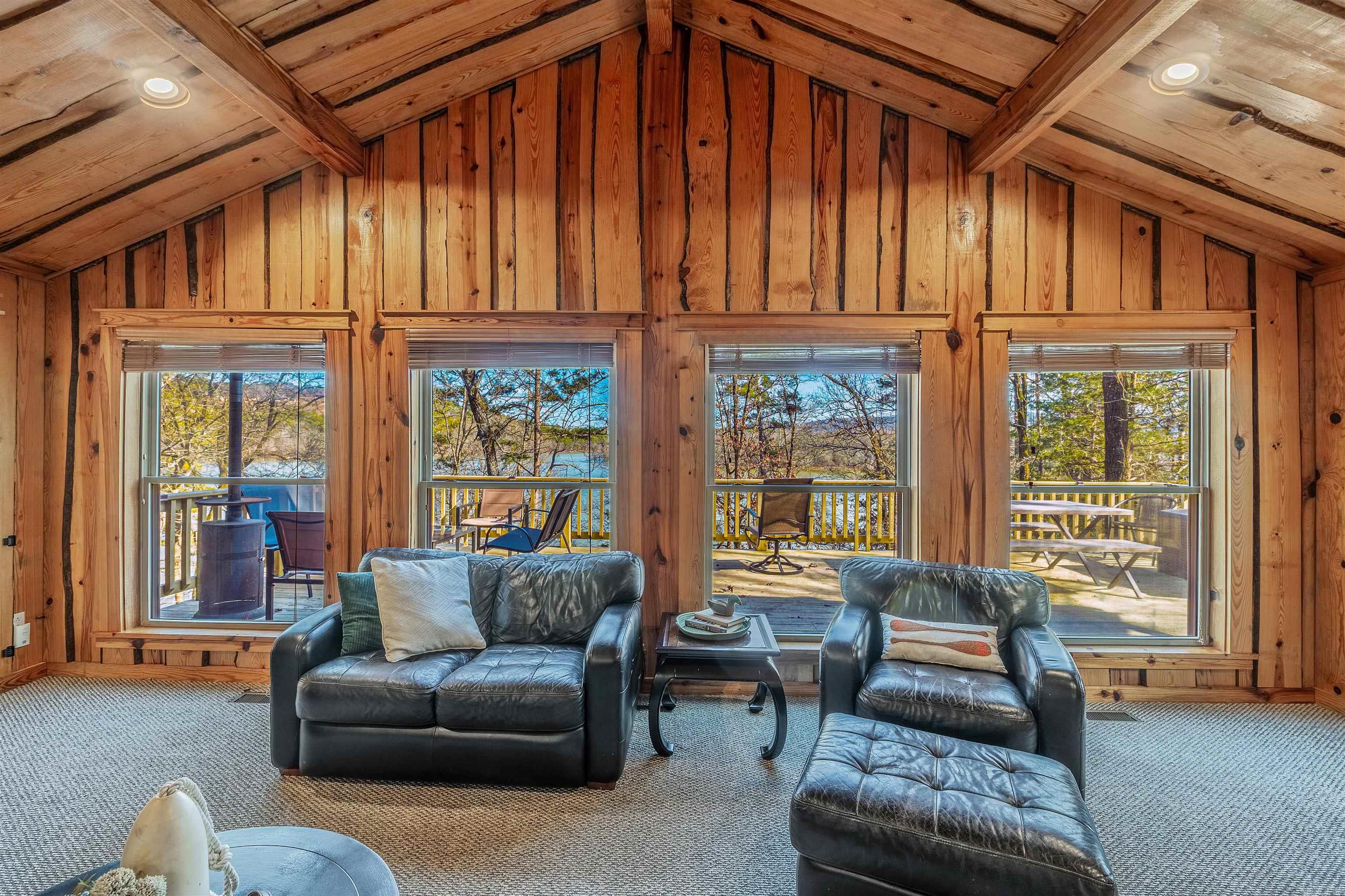 114  Sills Cove  Shirley, AR