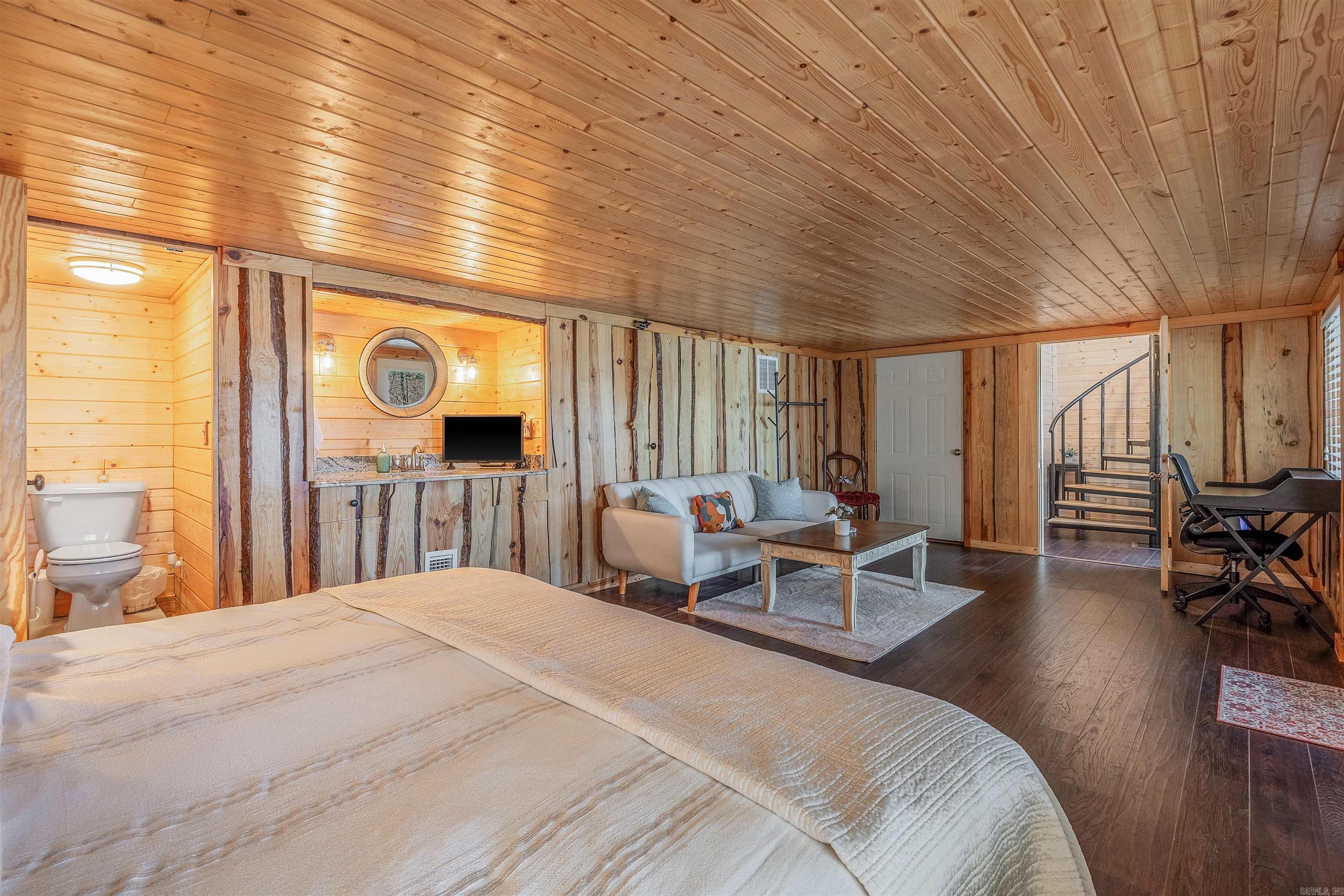 114  Sills Cove  Shirley, AR