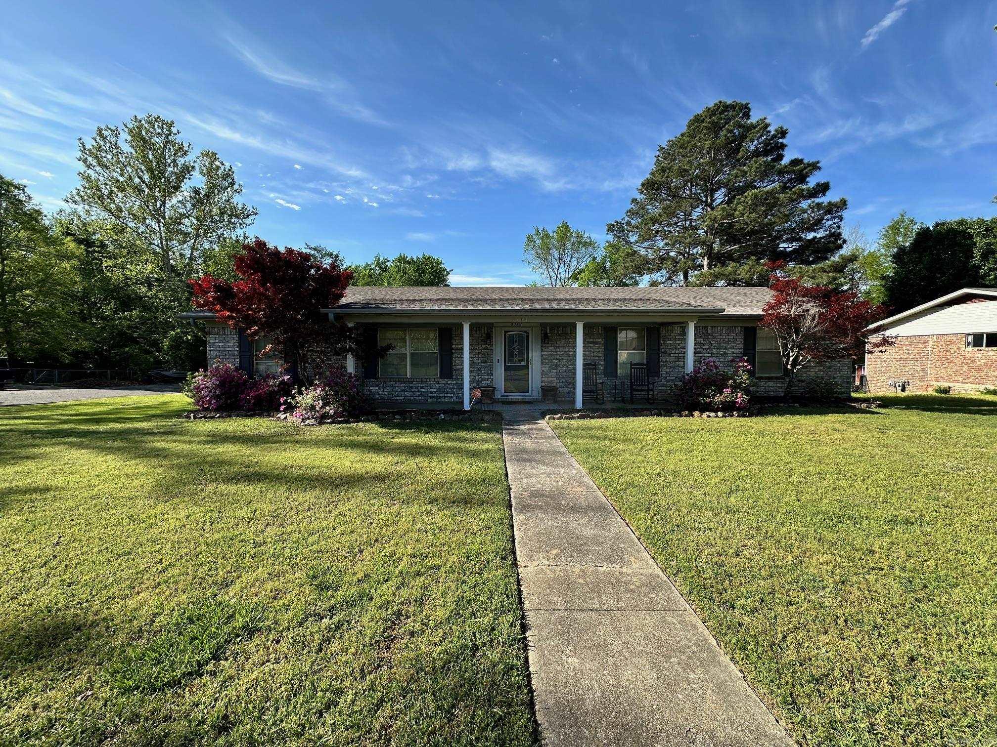 301  HERMLEE  Hot Springs, AR
