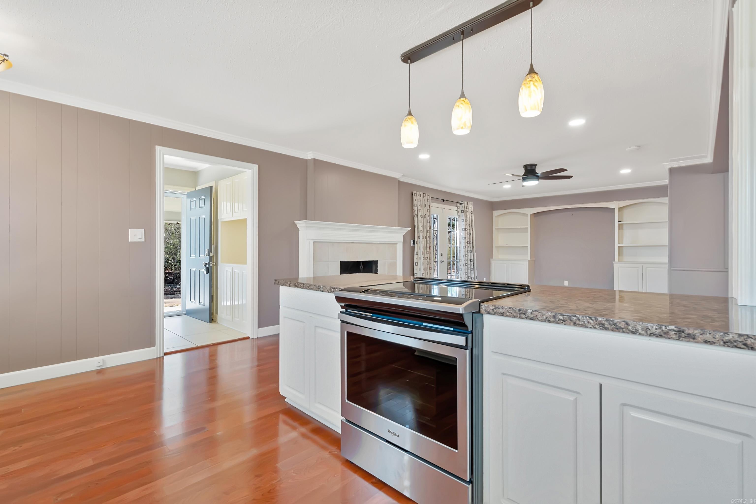 301  HERMLEE  Hot Springs, AR