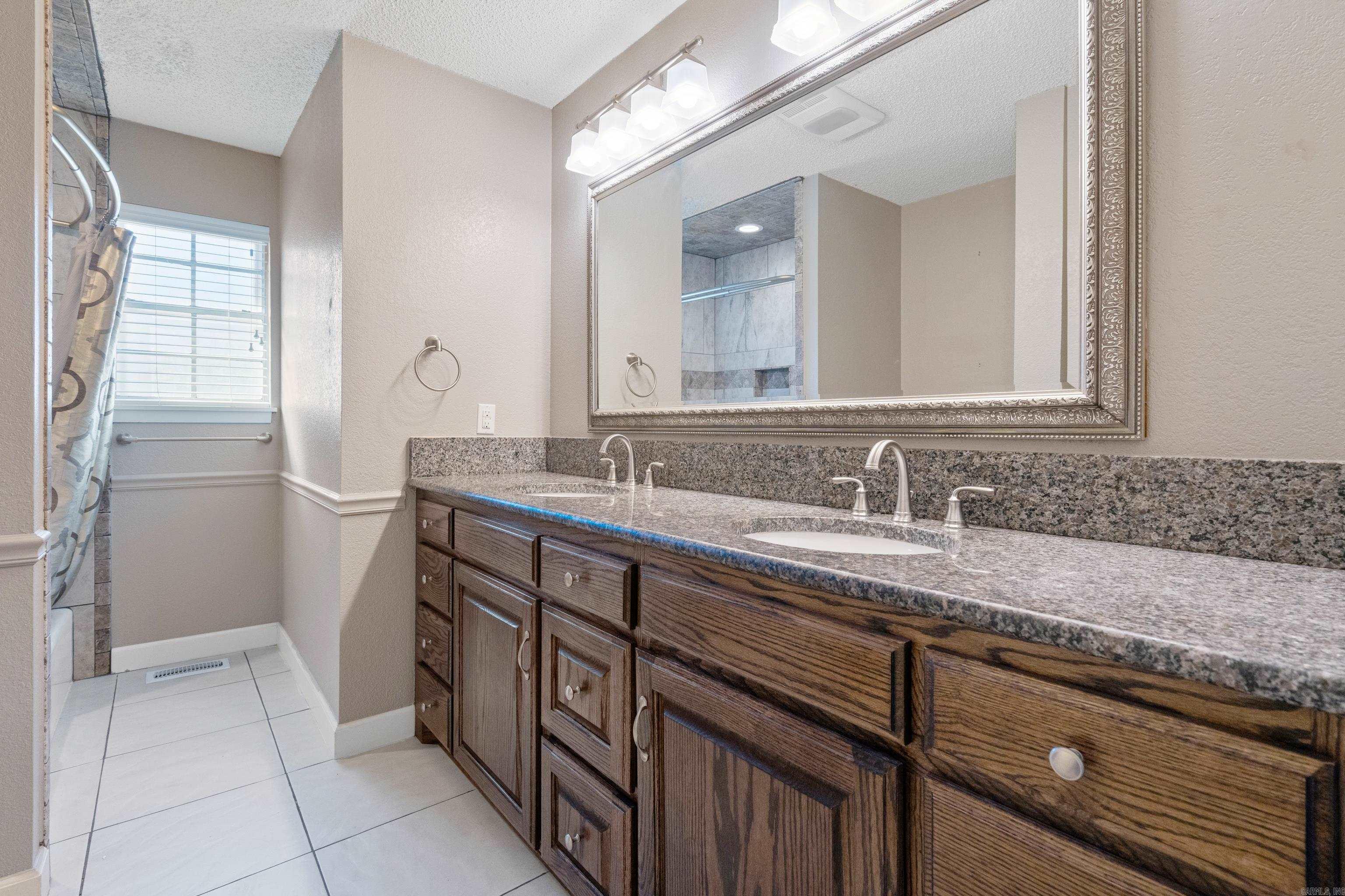 301  HERMLEE  Hot Springs, AR