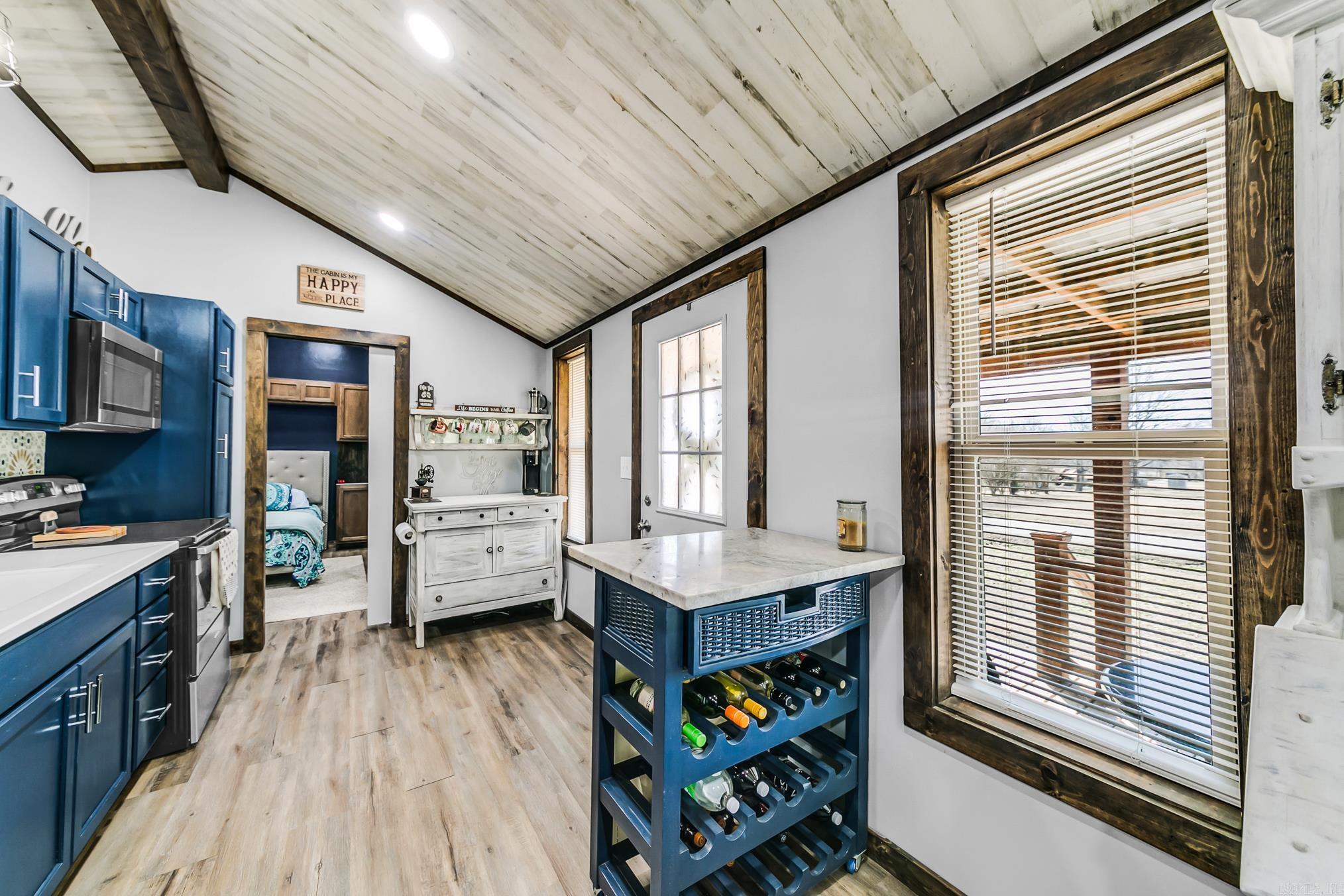 1588 Ridge  El Paso, AR