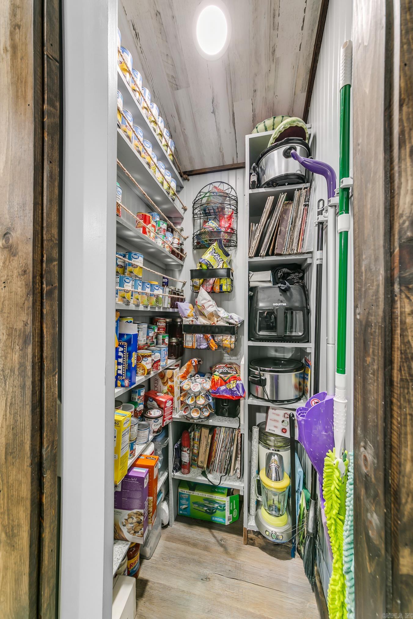 1588 Ridge  El Paso, AR
