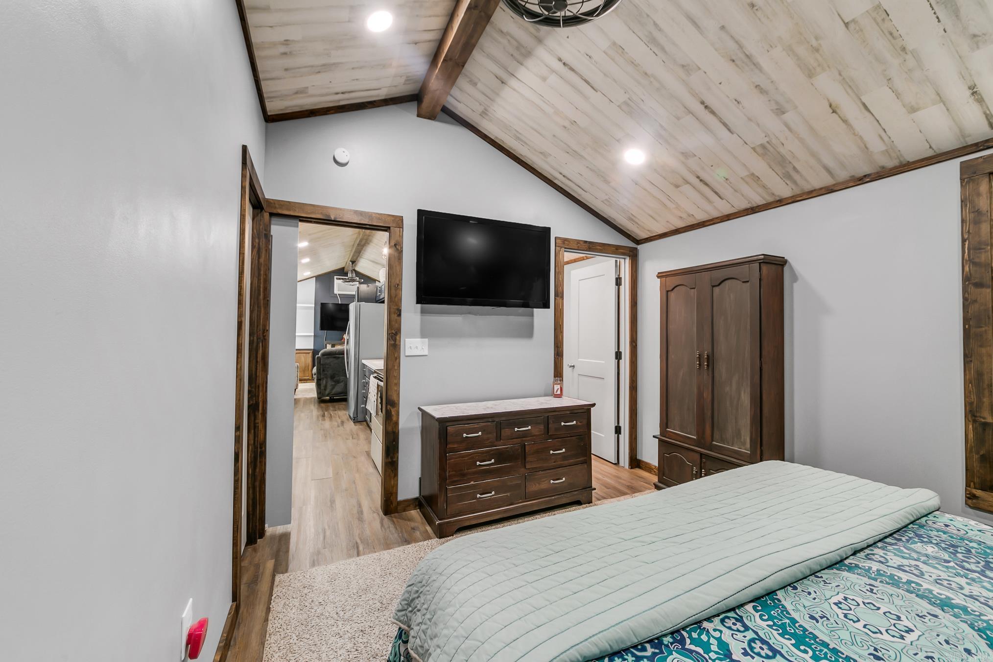 1588 Ridge  El Paso, AR