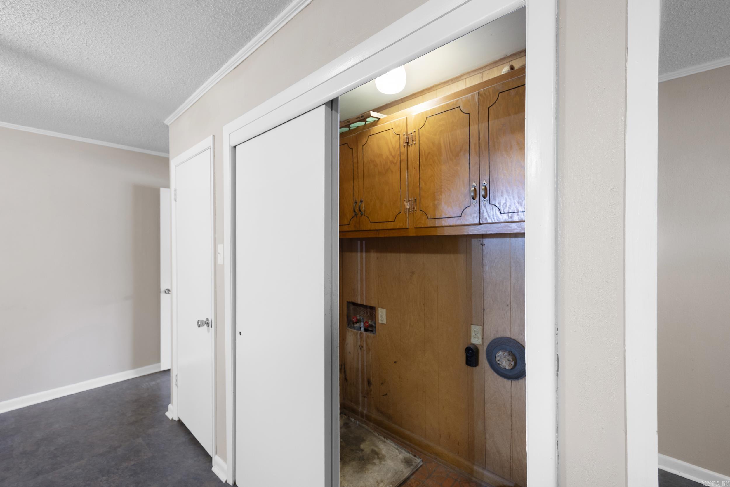 1401  HOLLOWAY  Morrilton, AR