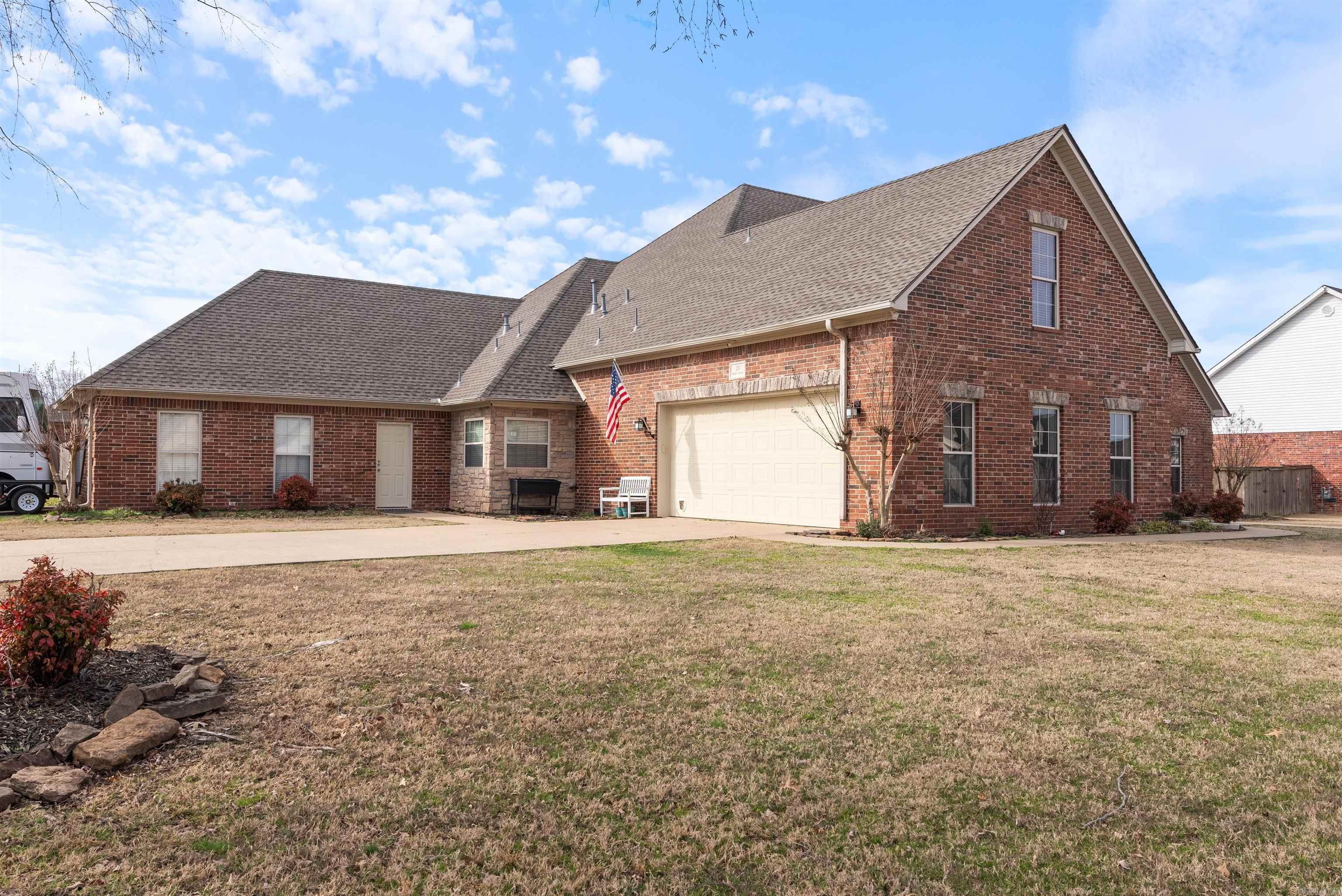 23  Kalli  Vilonia, AR