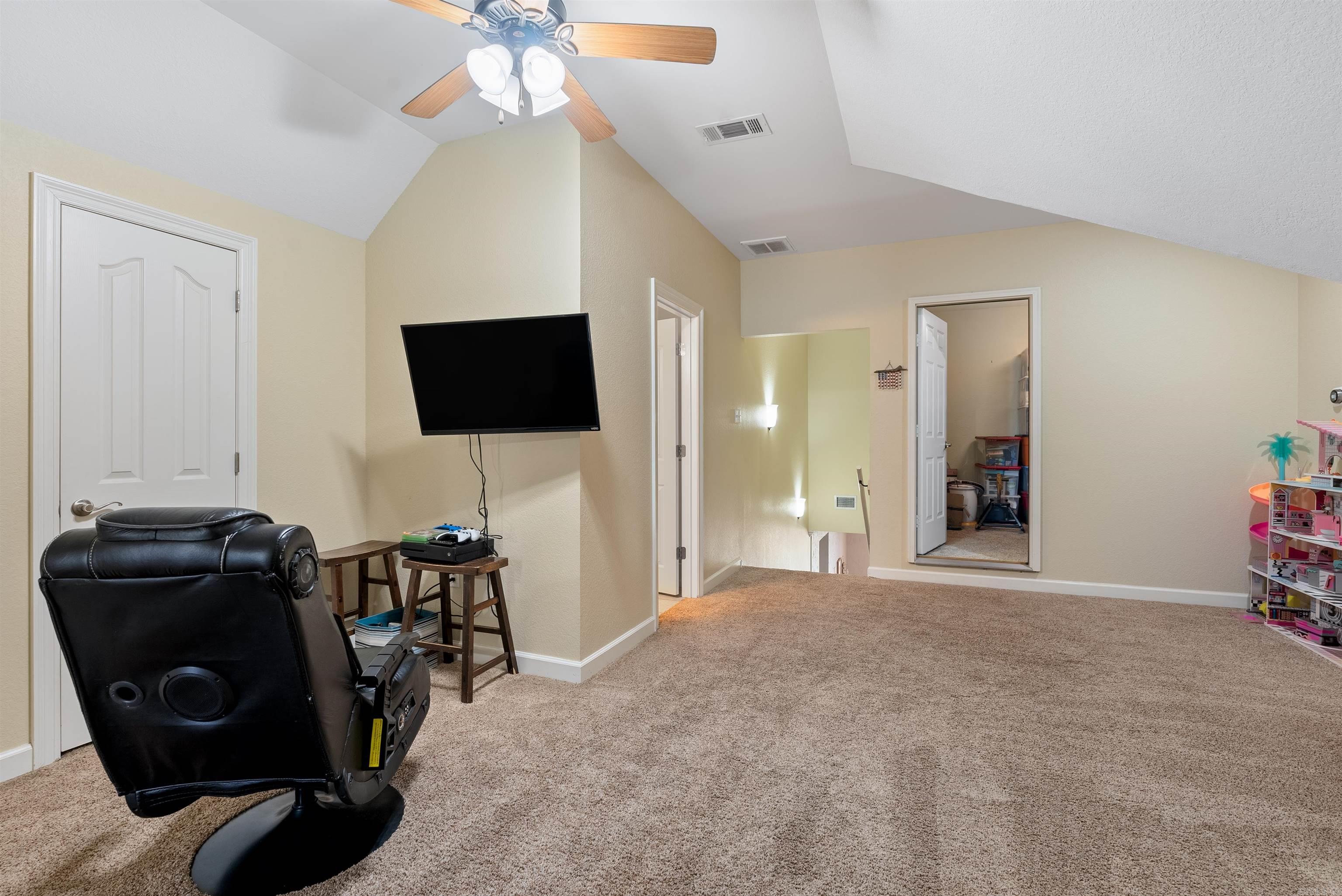 23  Kalli  Vilonia, AR