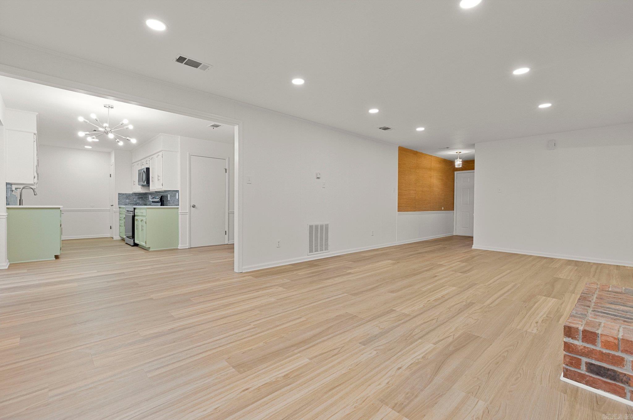 12721  Pleasant Forest  Little Rock, AR