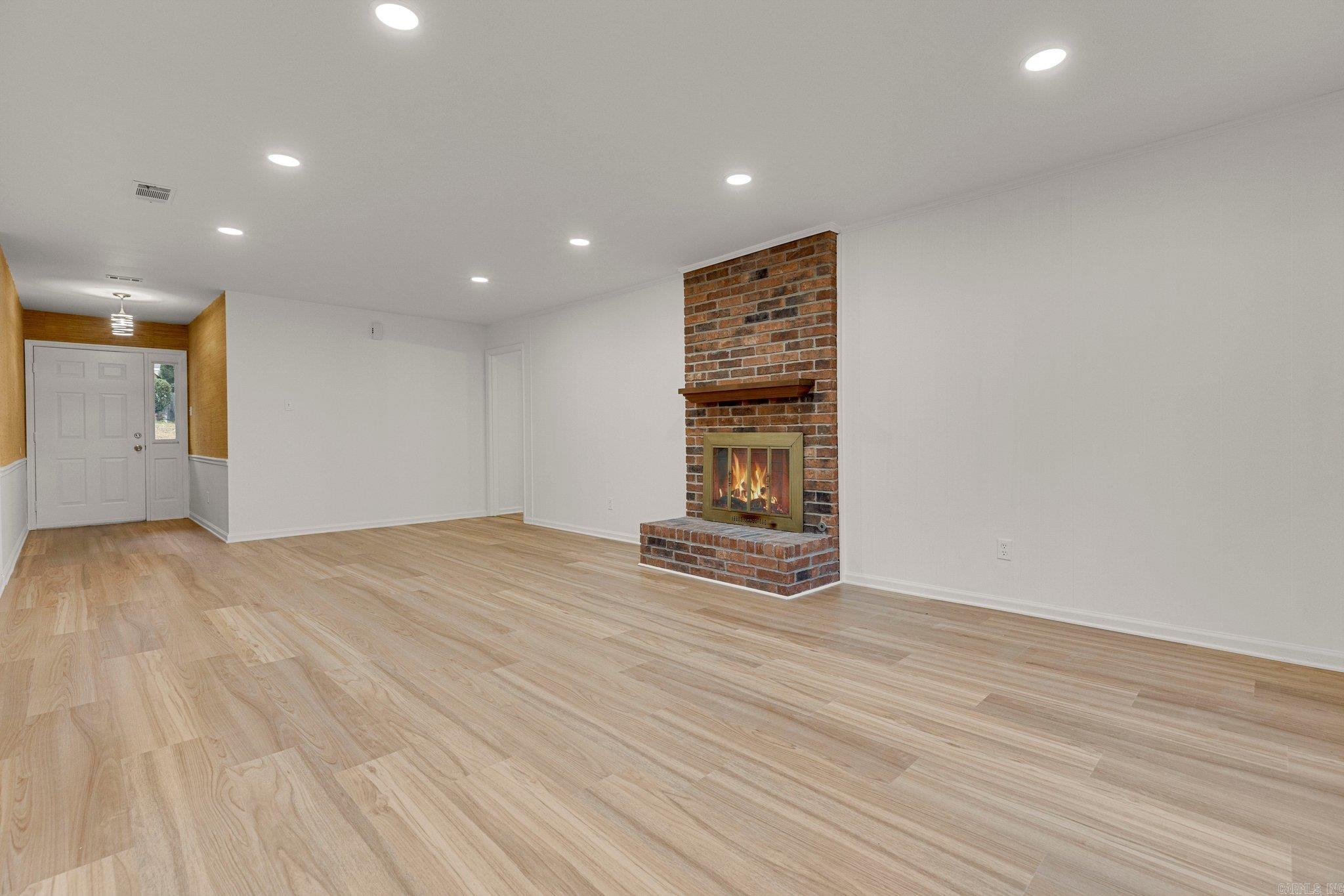 12721  Pleasant Forest  Little Rock, AR