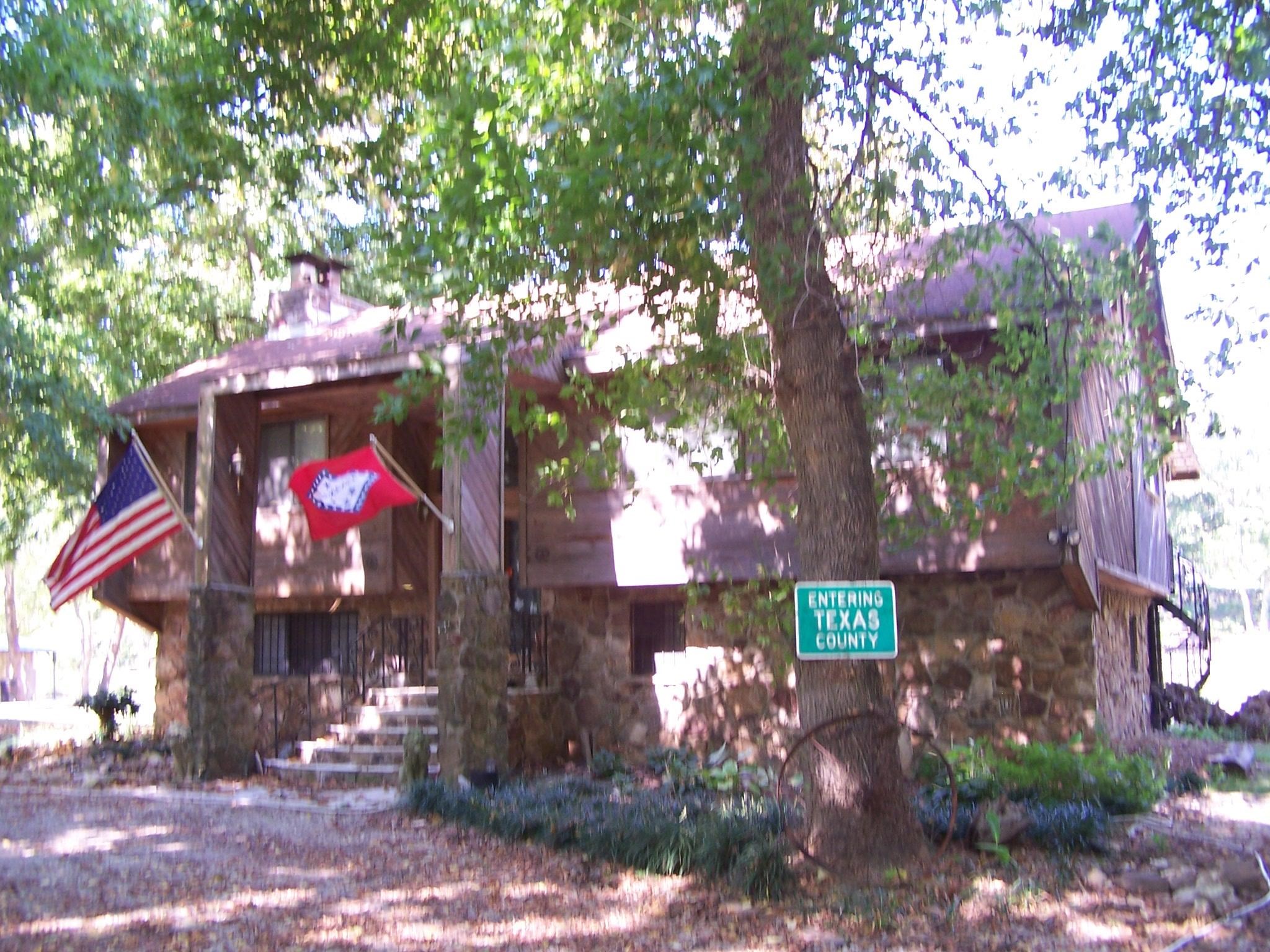   895 Saddler Falls Rd., Mammoth Spring, Arkansas 72  Mammoth Spring, AR