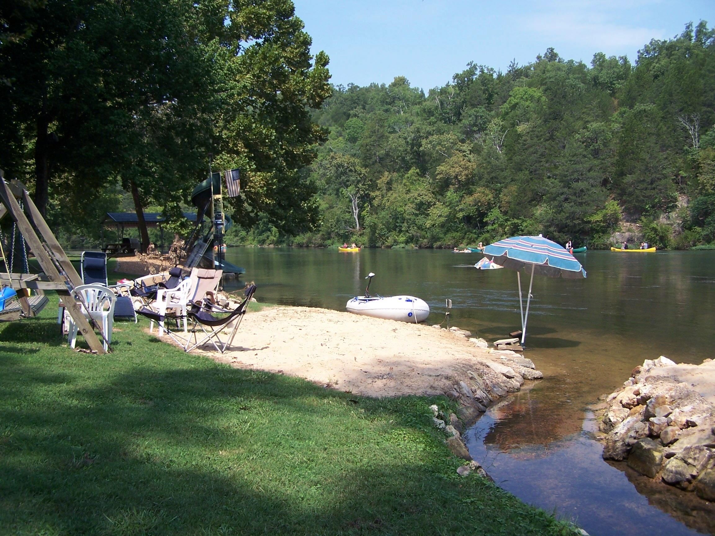   895 Saddler Falls Rd., Mammoth Spring, Arkansas 72  Mammoth Spring, AR