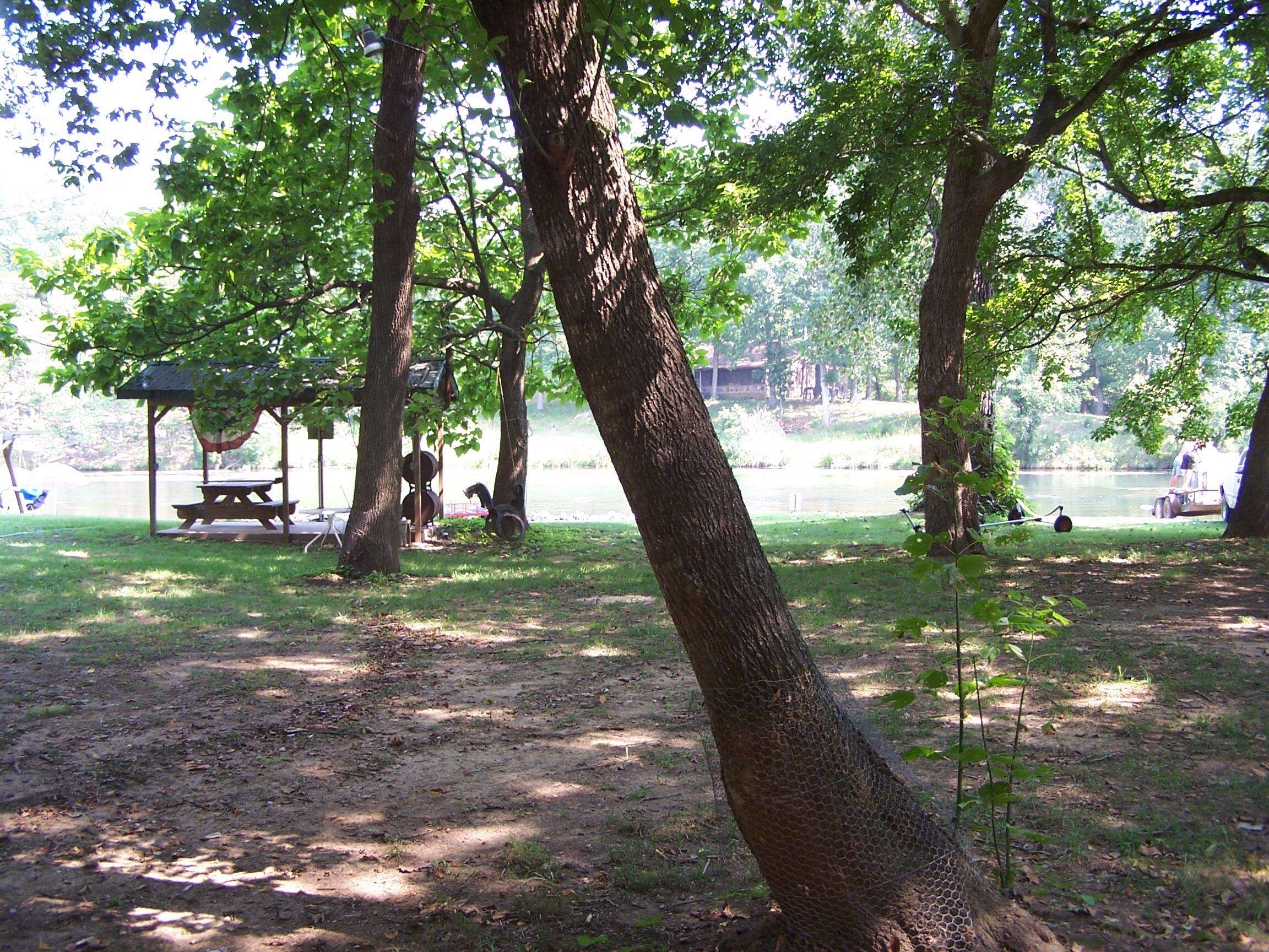   895 Saddler Falls Rd., Mammoth Spring, Arkansas 72  Mammoth Spring, AR