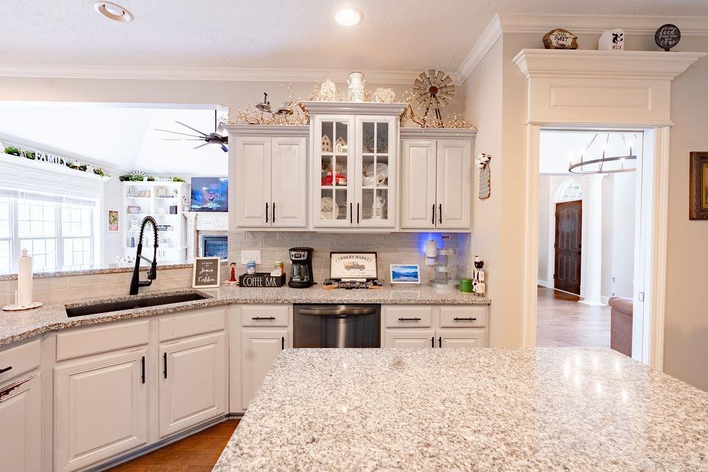 112  Ashlei  Searcy, AR