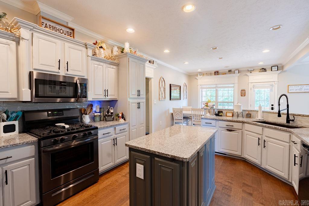 112  Ashlei  Searcy, AR