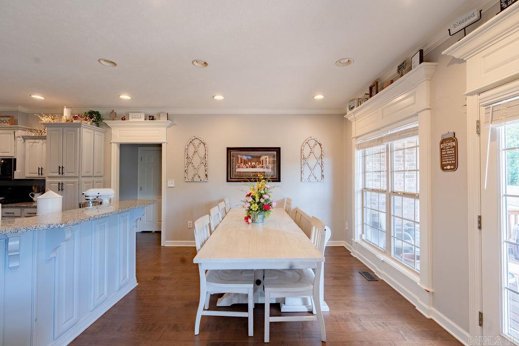 112  Ashlei  Searcy, AR