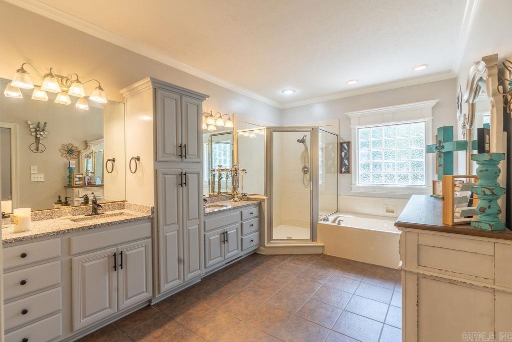 112  Ashlei  Searcy, AR