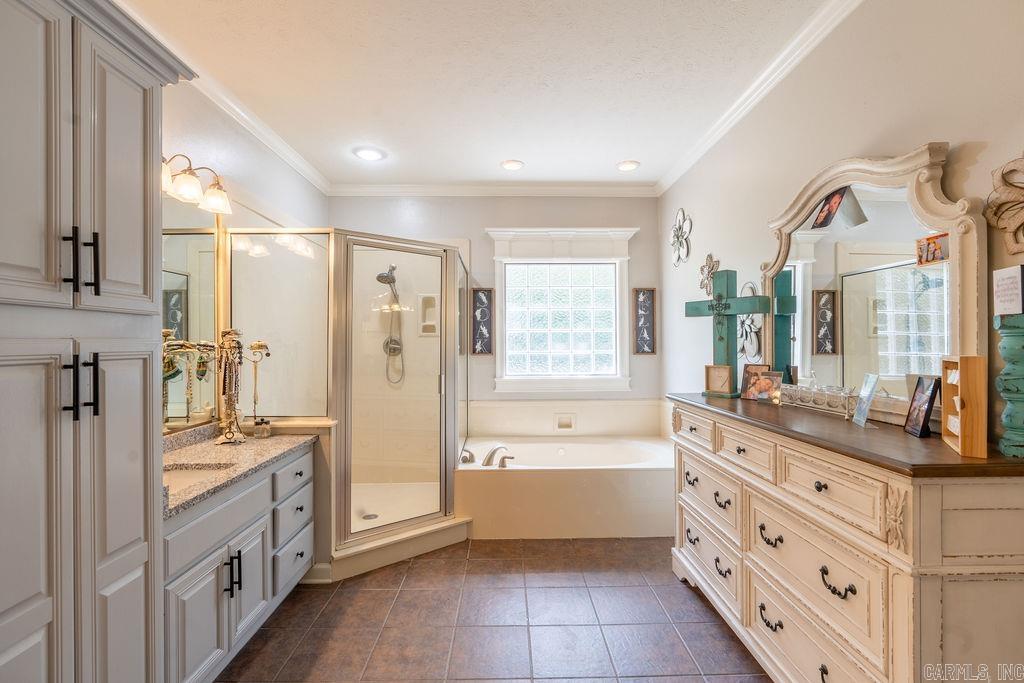 112  Ashlei  Searcy, AR