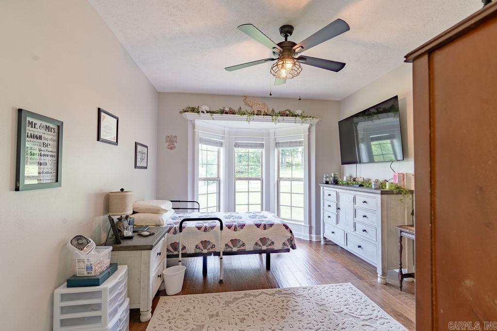 112  Ashlei  Searcy, AR