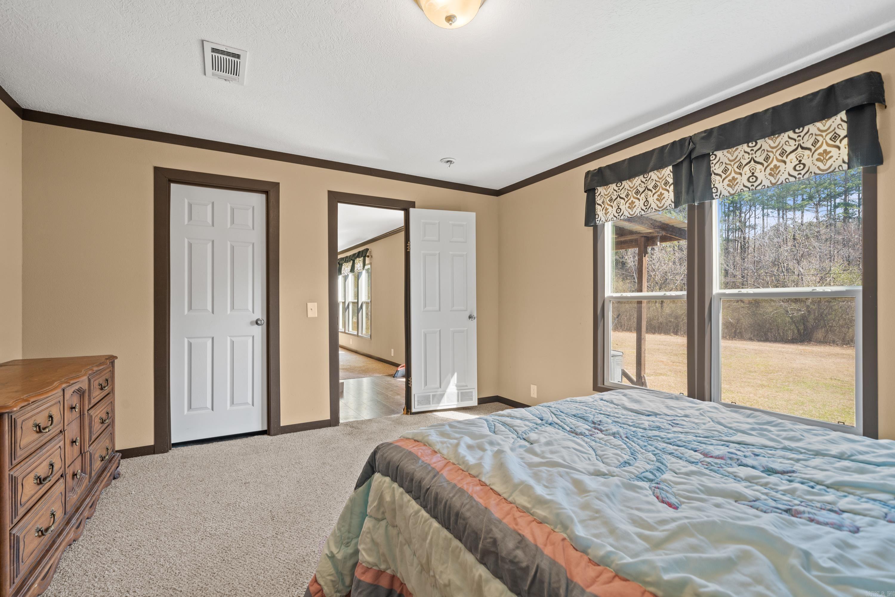 1002  Ozark  Bismarck, AR