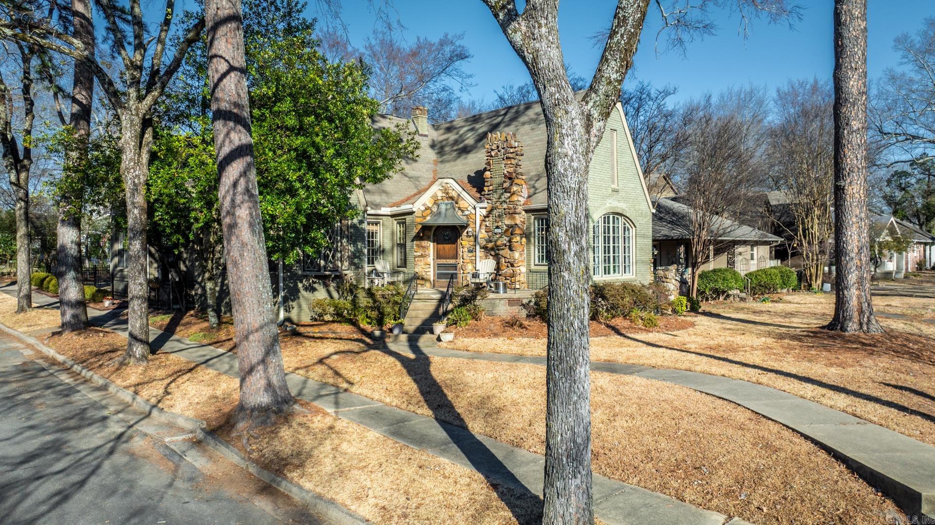 4801  Kavanaugh  Little Rock, AR