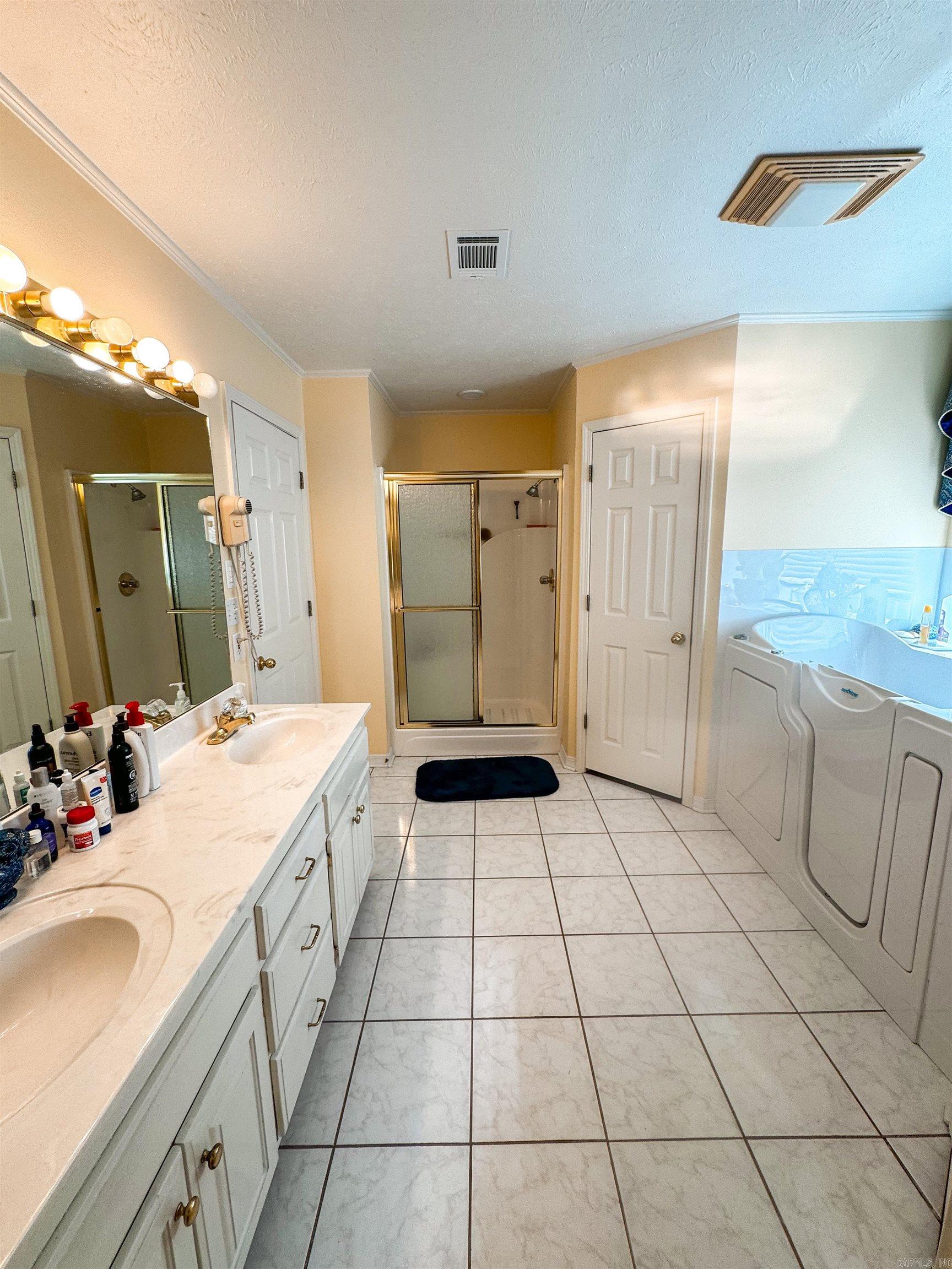 2407 Brittany Searcy, AR 72143