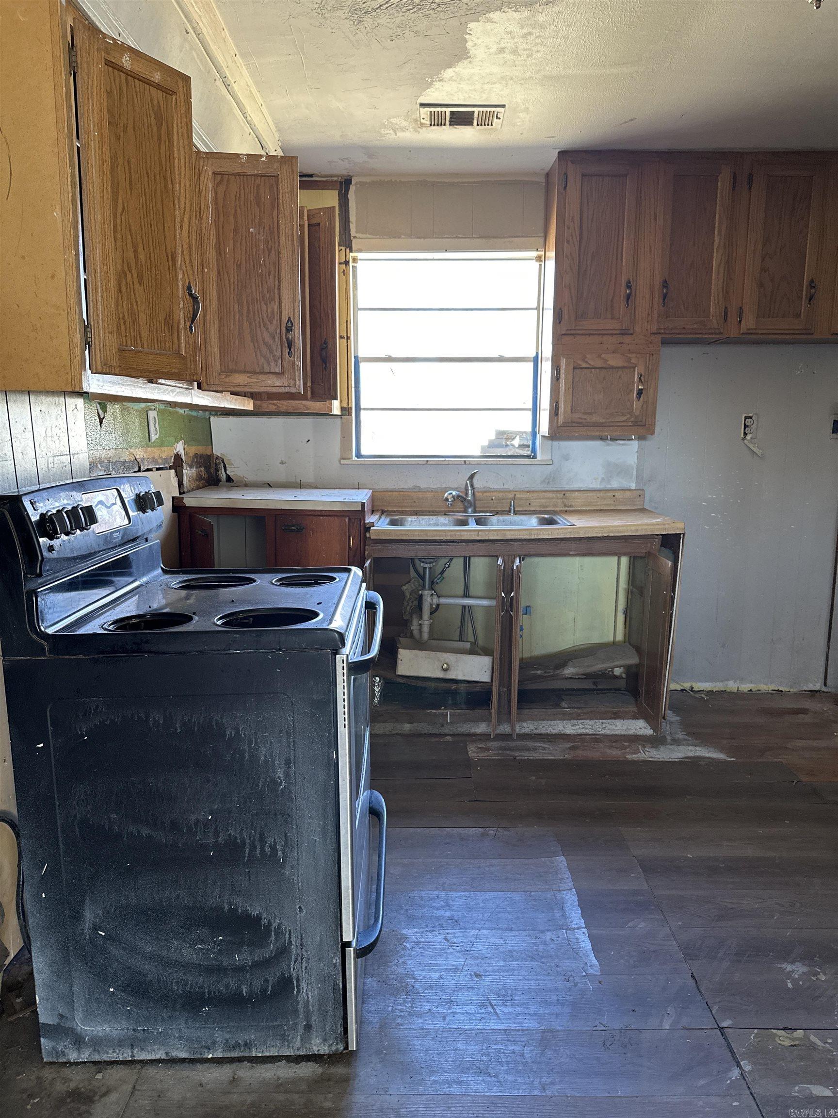 205  Rock St  North Little Rock, AR