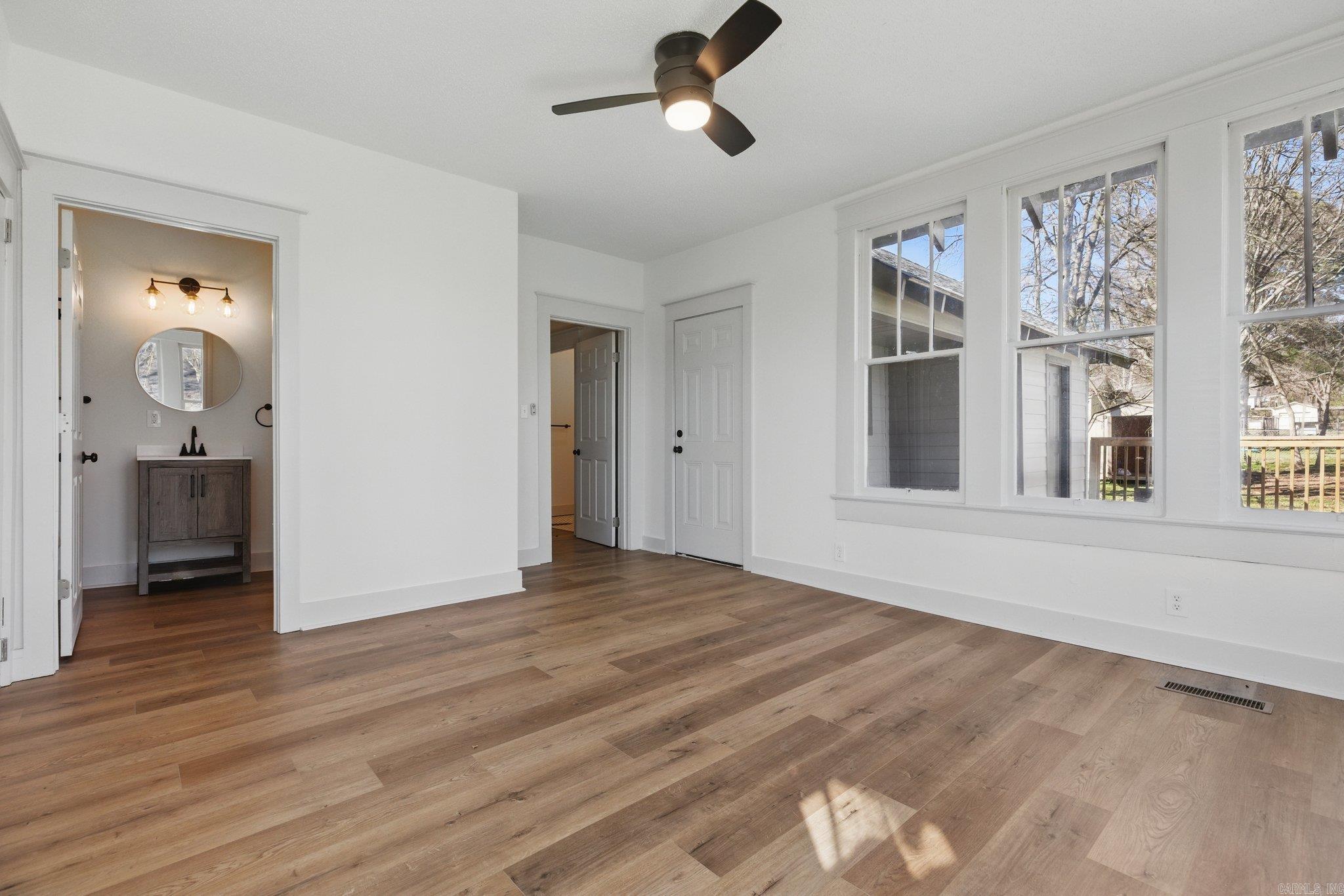 722 South Market Benton, AR 72015