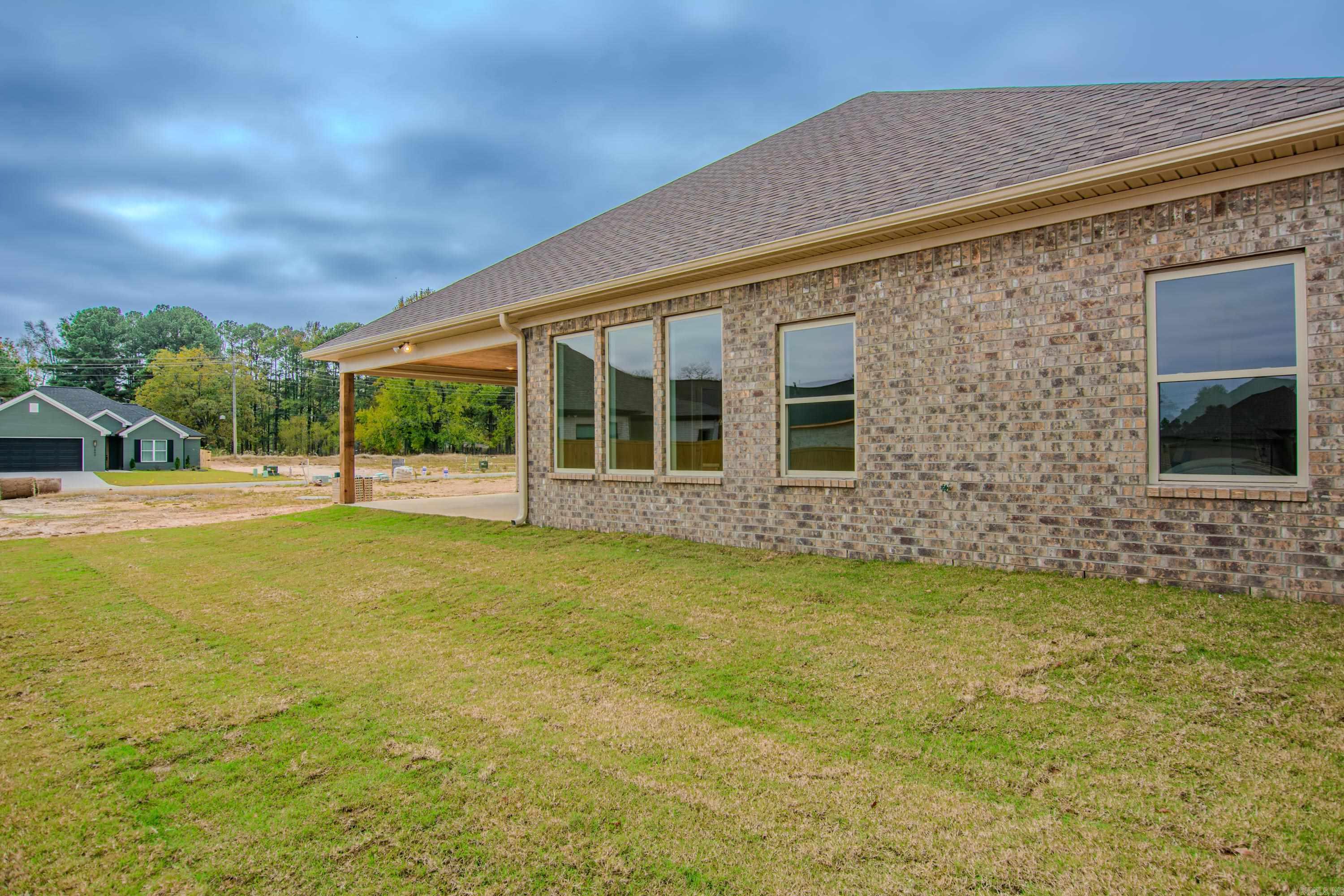 5016 Skilling Cove Benton, AR 72019