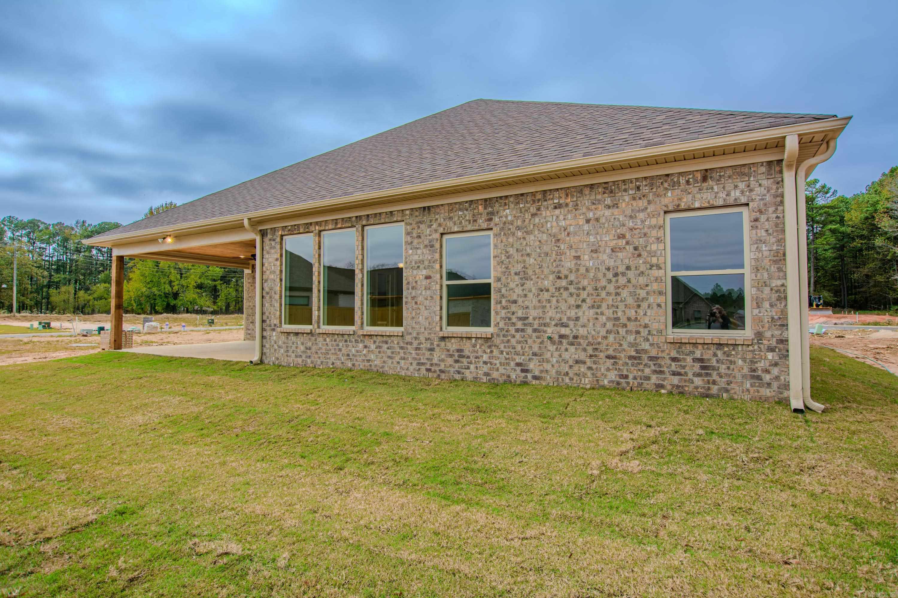 5016 Skilling Cove Benton, AR 72019